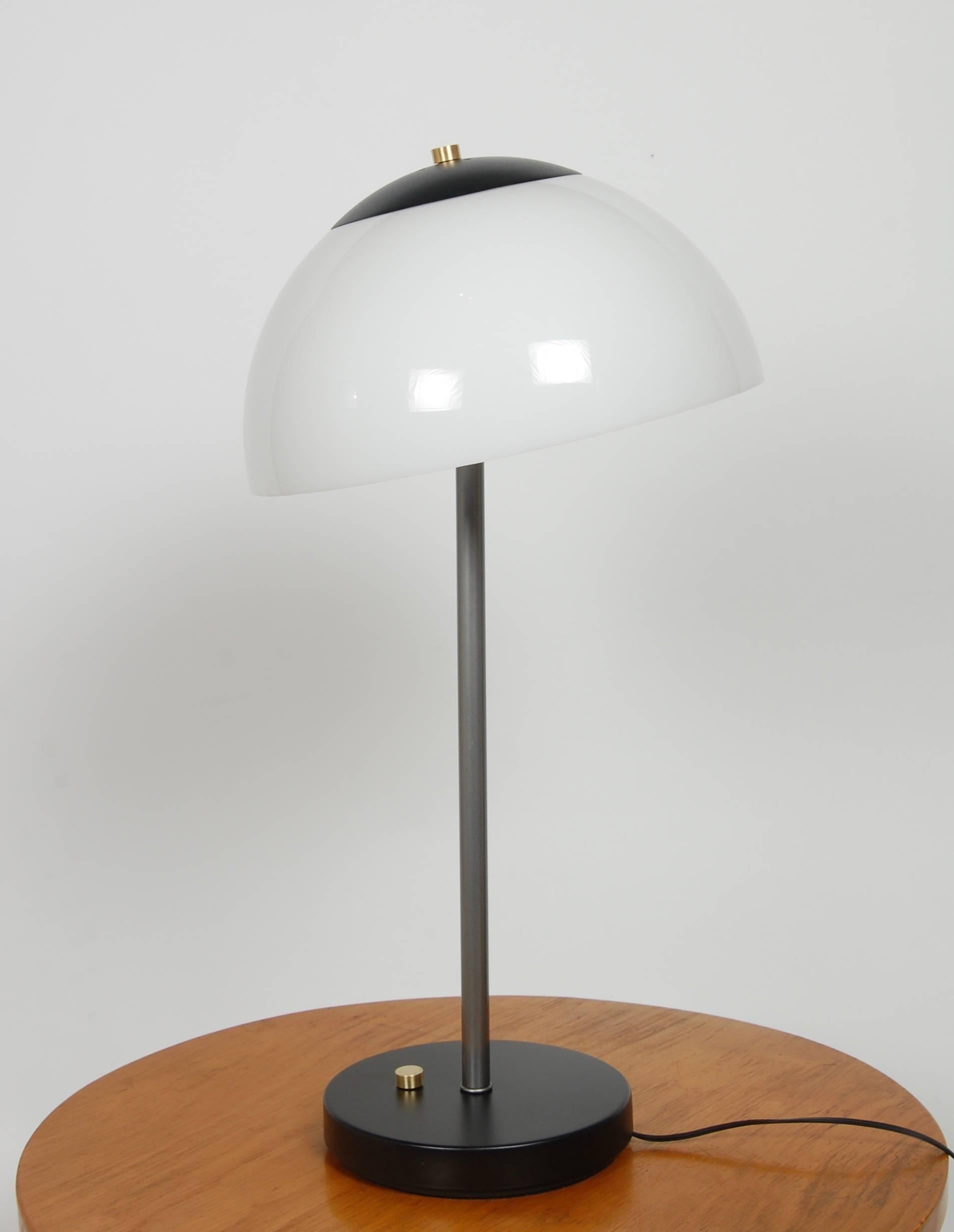 Pair of Koch & Lowy Table Lamps 1970s Modern 4