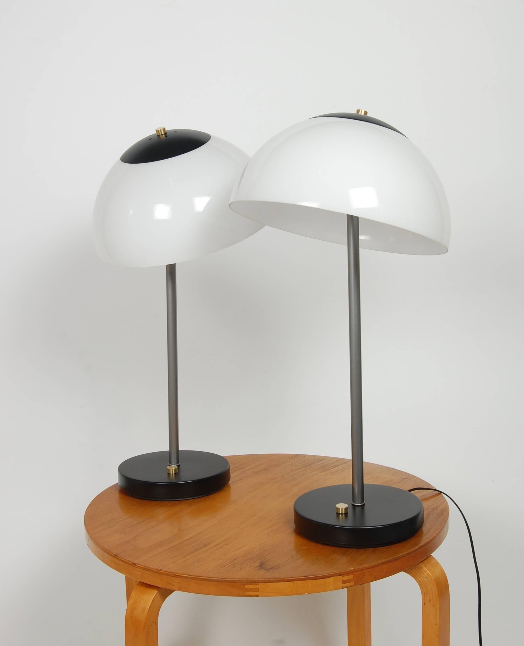 Pair of Koch & Lowy Table Lamps 1970s Modern 1