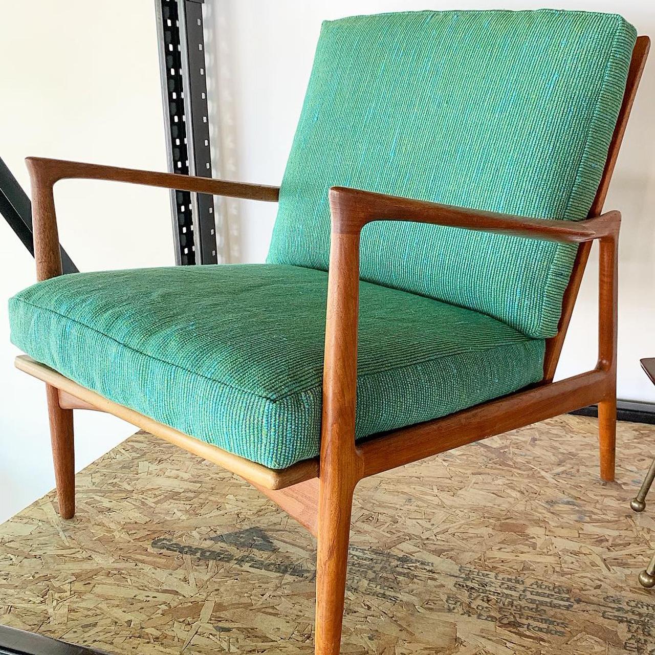 Pair of Kofod Larsen Teak Lounge Chairs Imported by Selig In Excellent Condition In Salt Lake City, UT