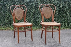 Pair Of Kohn Model 33 Bentwood Chairs