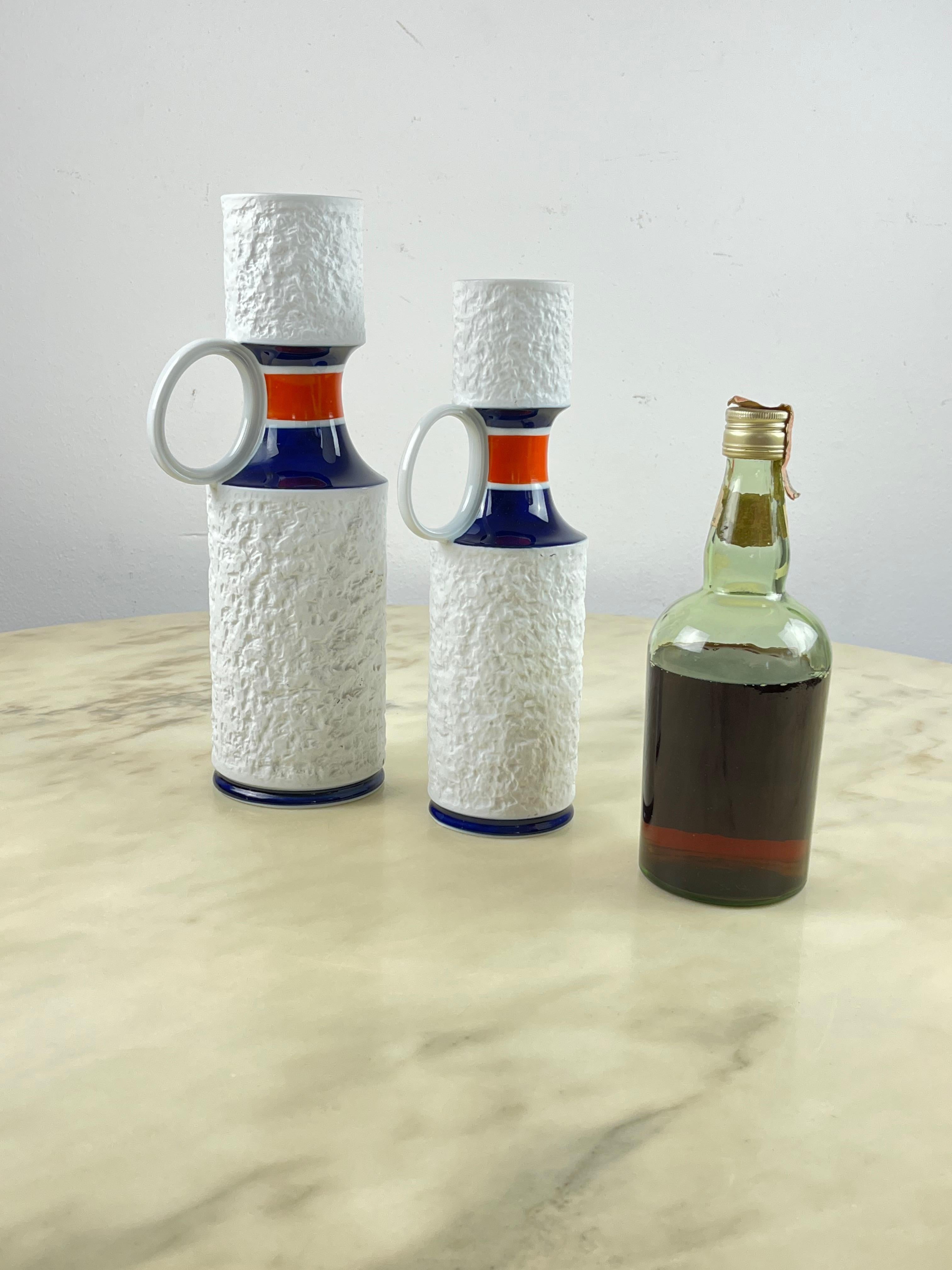 Milieu du XXe siècle Paire de vases KPM Biscuit Porcelain, Allemagne, années 1960 en vente