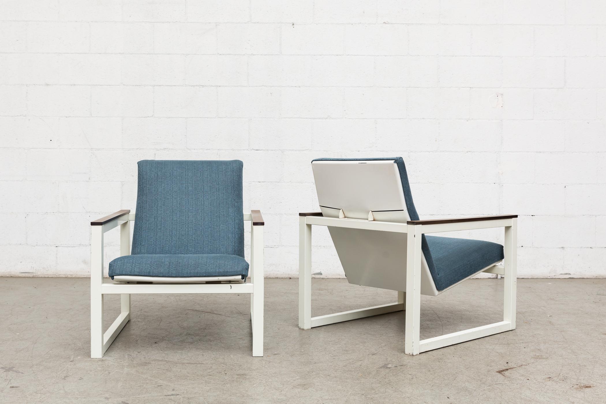 Mid-Century Modern Pair of Kramer or Reijenga Cube Chairs