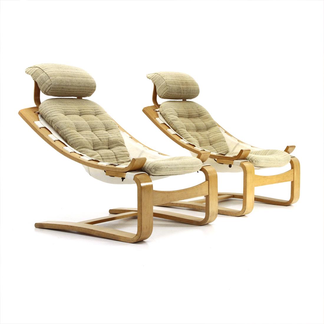Pair of Swedish-made armchairs produced by Nelo Mobel in the 1970s based on Ake Fribytter's design.
Elastic structure in natural pine.
Cushions and shell in natural hemp.
Leather rope.
Good general condition, some signs due to normal use over