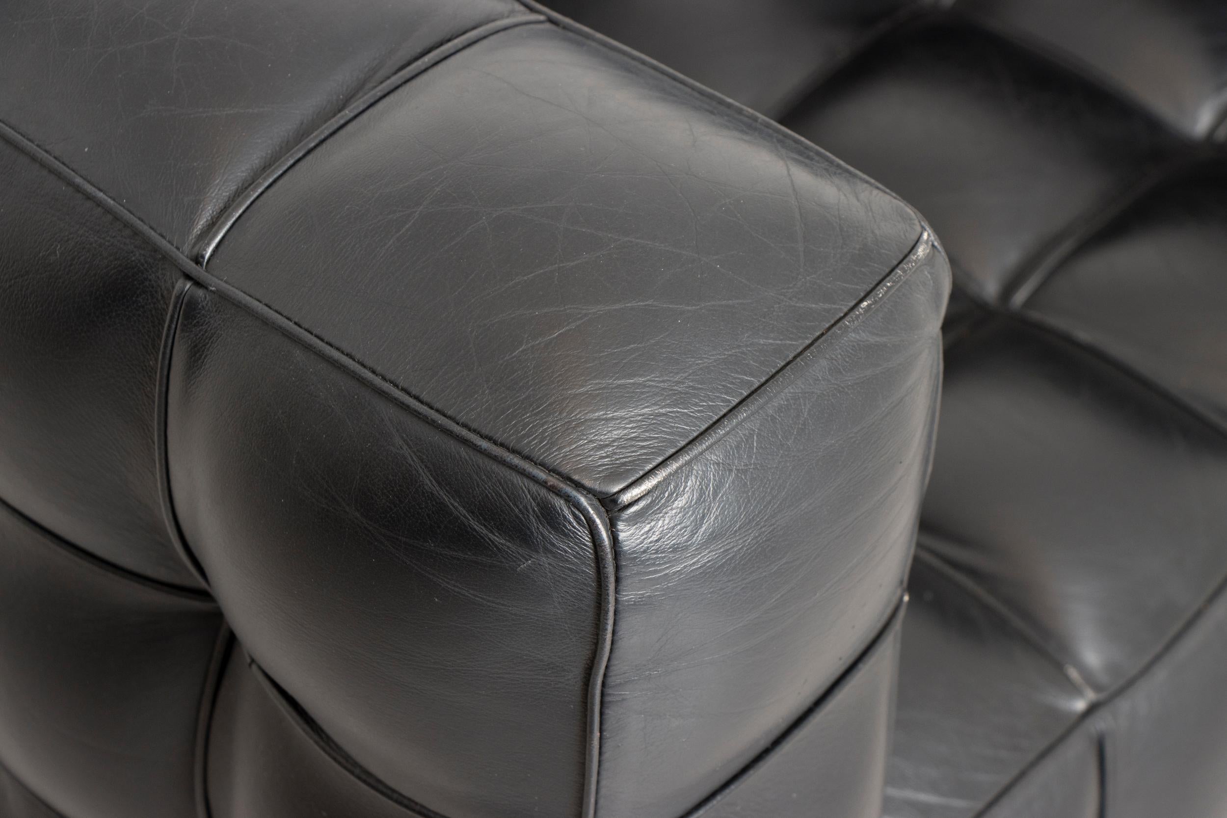 Pair of 'Kubus' Black Leather Armchairs in the Manner of Josef Hoffmann, c.1970 4