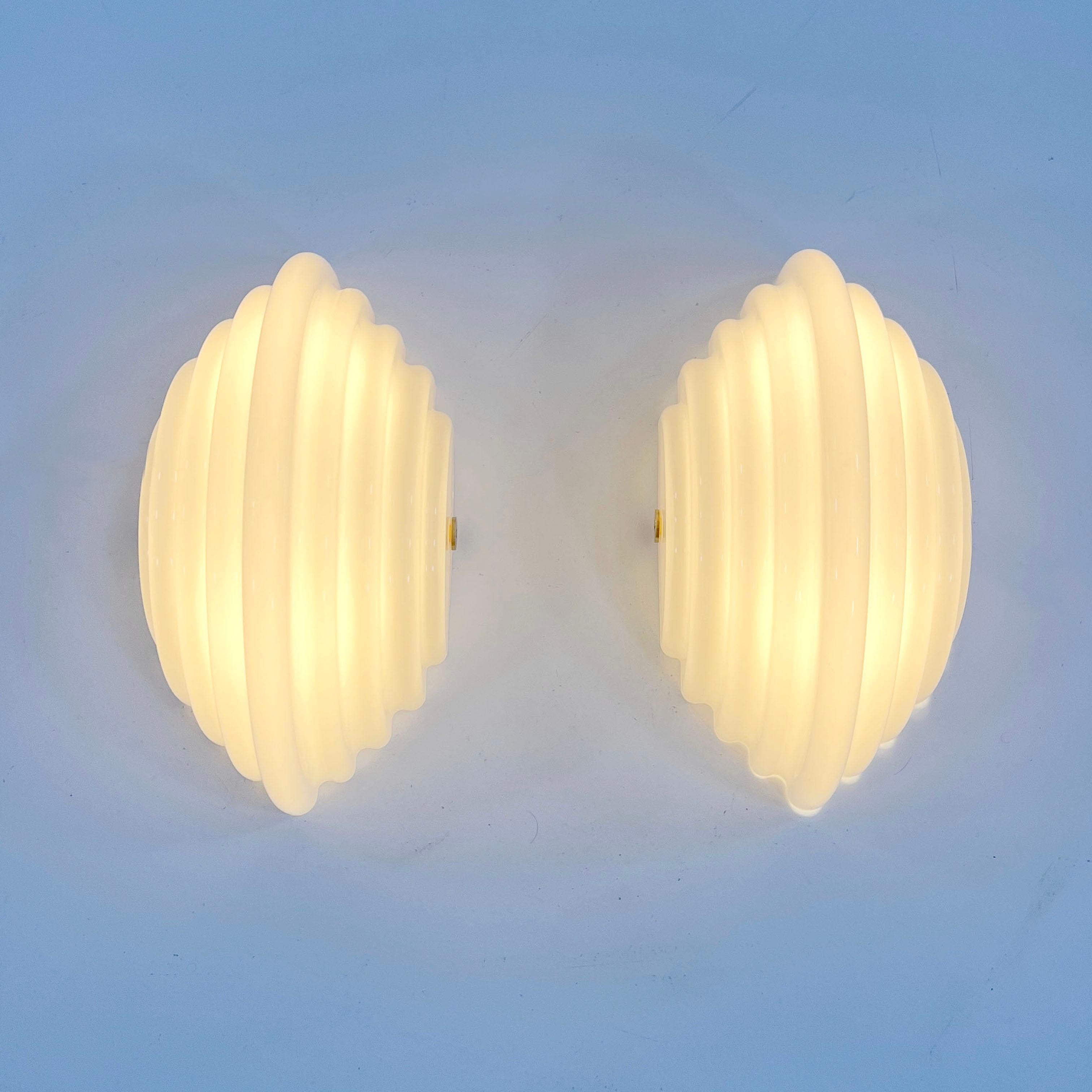 Mid-Century Modern Pair of Kumo Wall Lamps by Kazuhide Takahama for Sirrah, 1970s