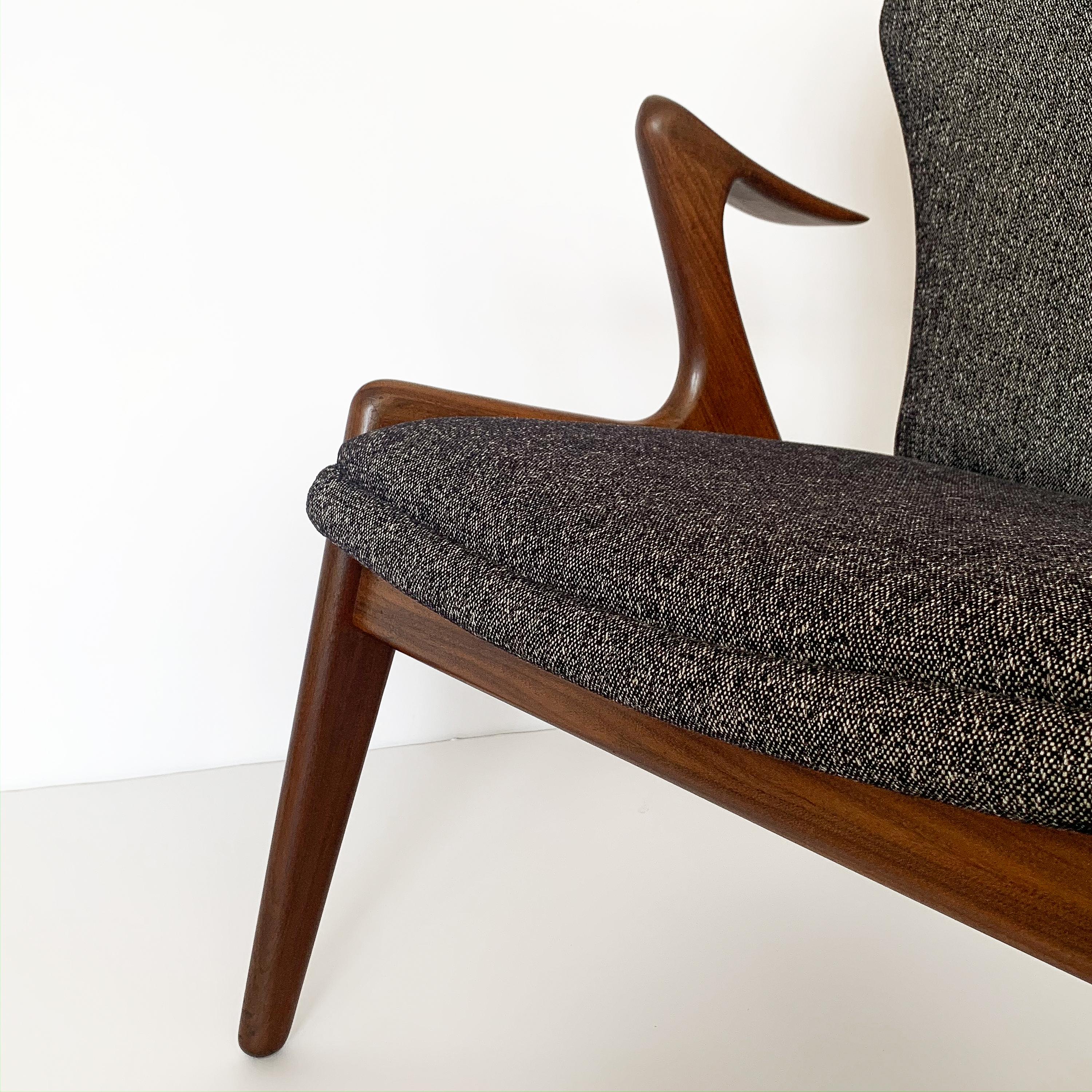 Pair of Kurt Ostervig Sculptural Lounge Chairs 7