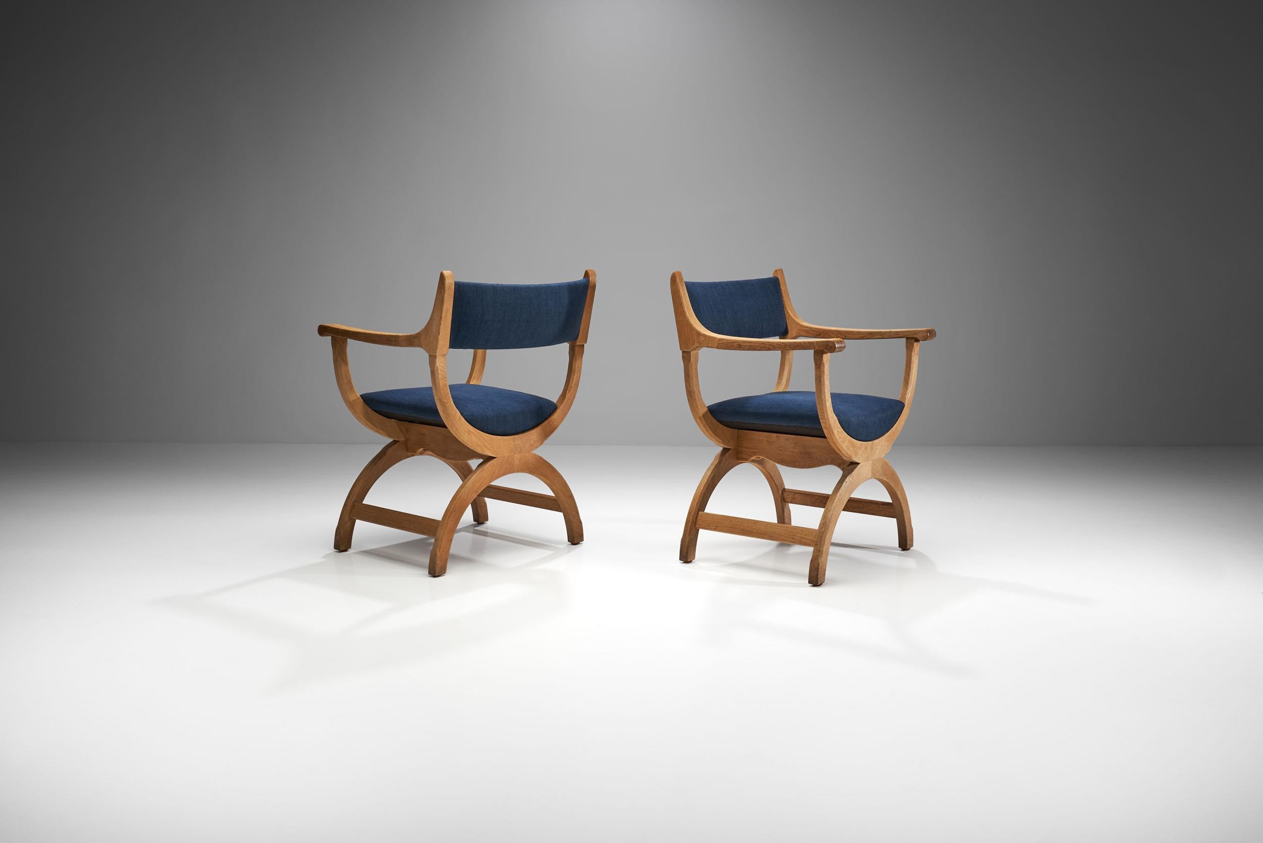 Pair of Kurul Chairs by Henning Kjærnulf for EG Kvalitetsmøbel, Denmark 1960s In Good Condition In Utrecht, NL