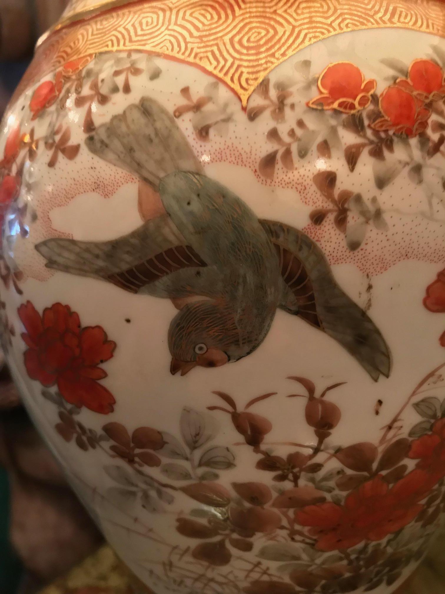 Paar Kutani-Vasen aus der Meiji-Periode, Porzellanurnen, Tischlampen, Antiques LA-Leuchten im Angebot 5