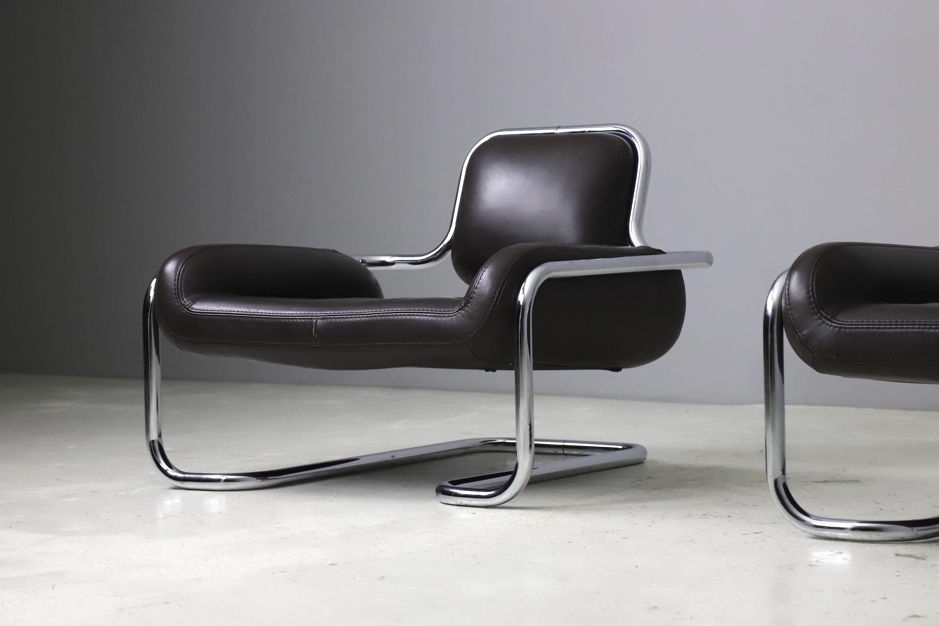 Paire de chaises longues 'Lemon Sole' de Kwok Hoï Chan pour Steiner, 1969 Bon état à Sittard, LI
