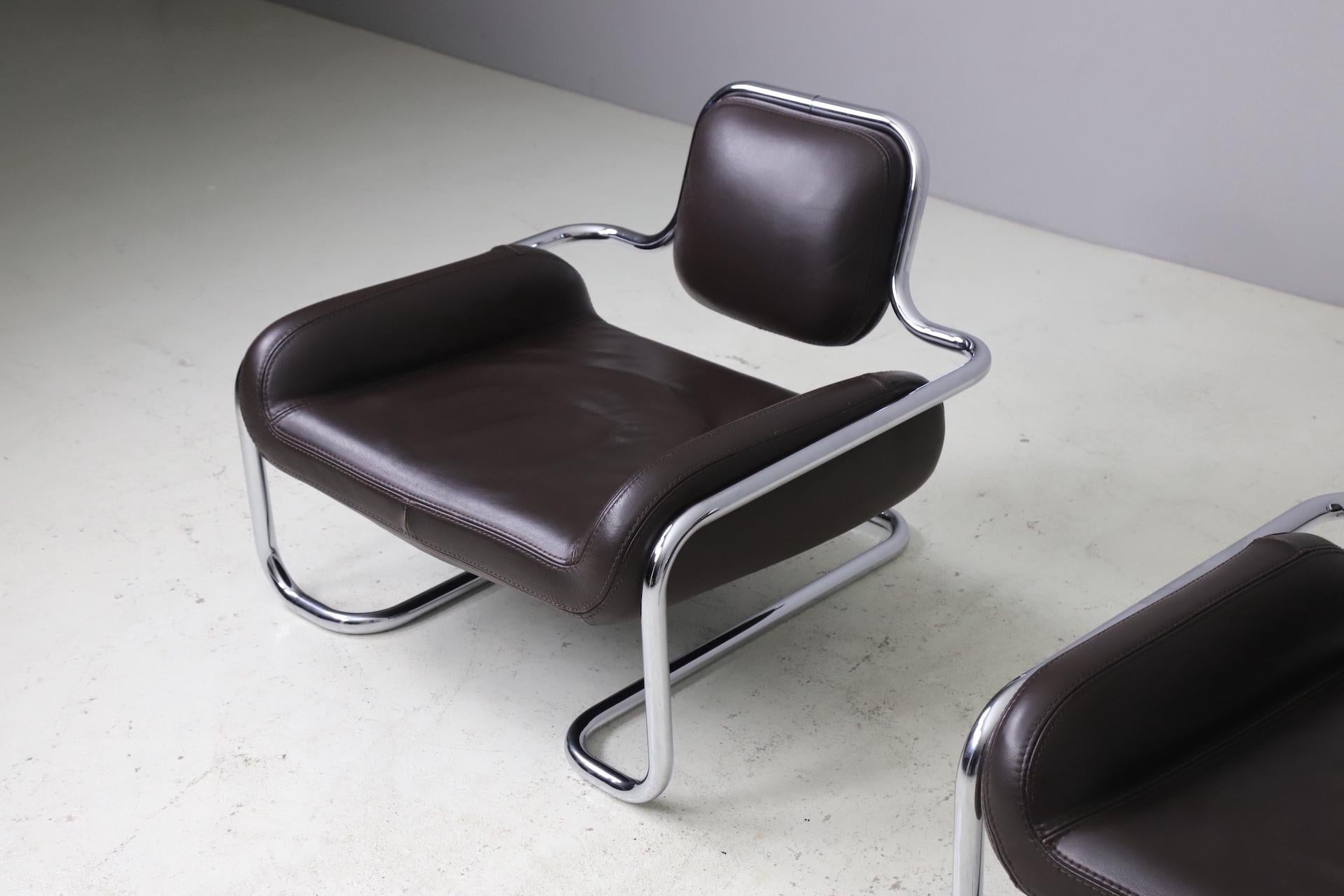 Fin du 20e siècle Paire de chaises longues 'Lemon Sole' de Kwok Hoï Chan pour Steiner, 1969