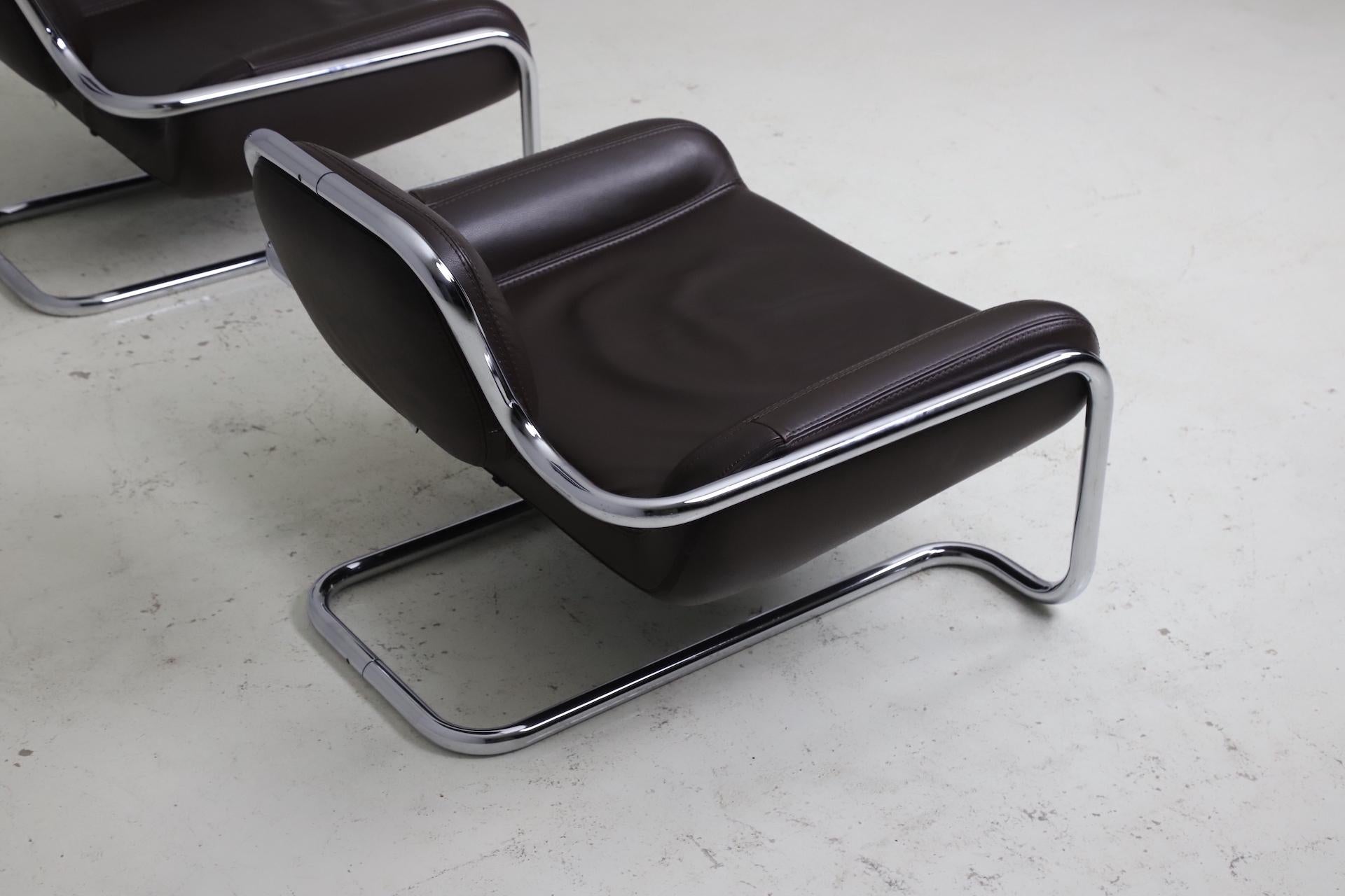 Chrome Paire de chaises longues 'Lemon Sole' de Kwok Hoï Chan pour Steiner, 1969