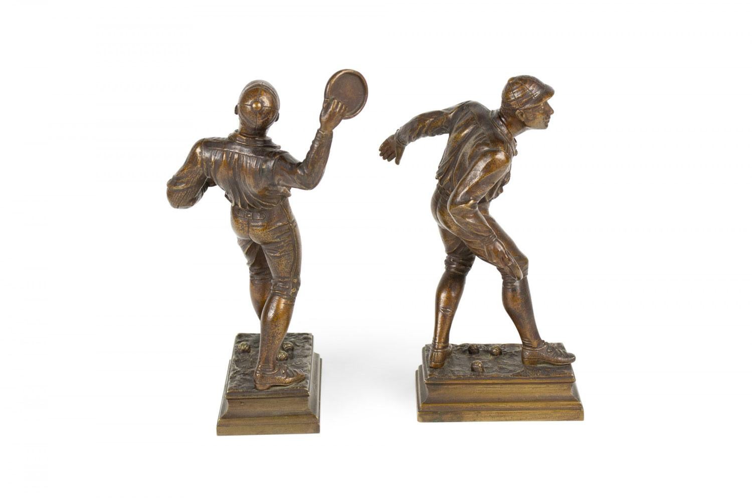 Pair of L. Guillemin Bronze Sports Figures In condizioni buone in vendita a Queens, NY