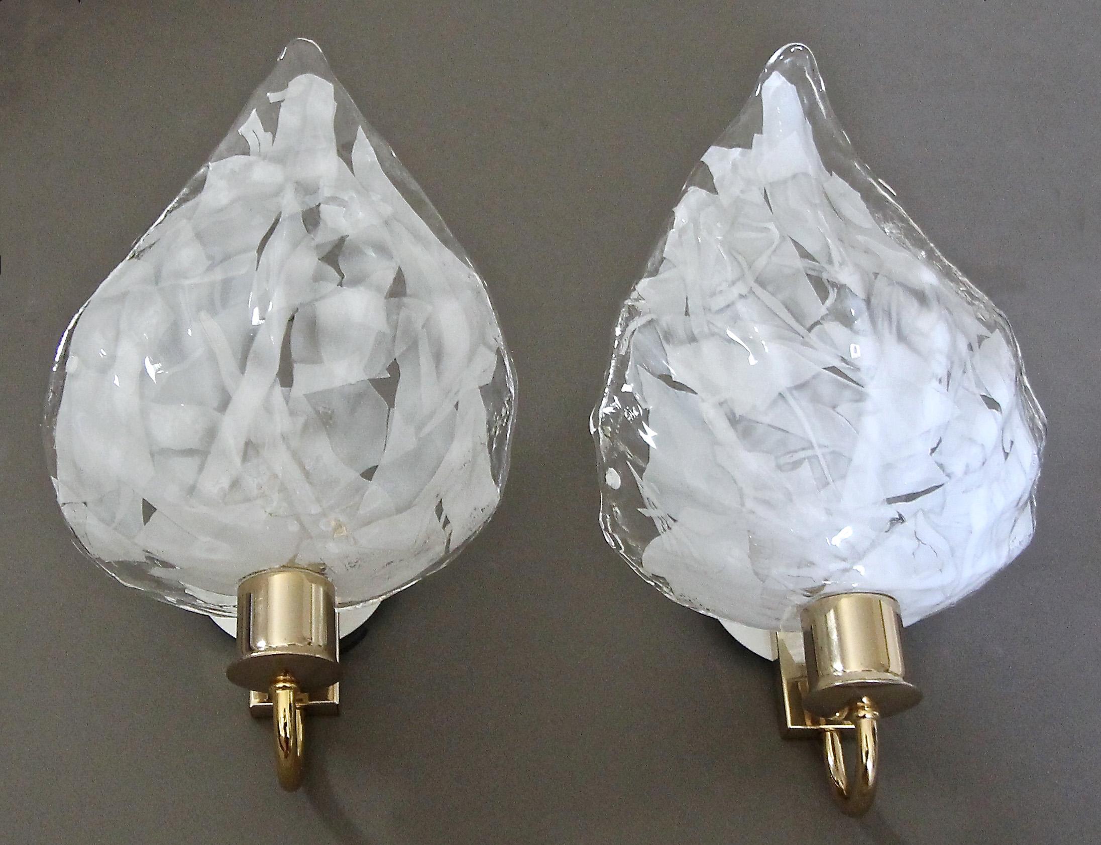 Pair of La Murrina Murano White and Clear Glass Leaf Wall Sconces For Sale 13