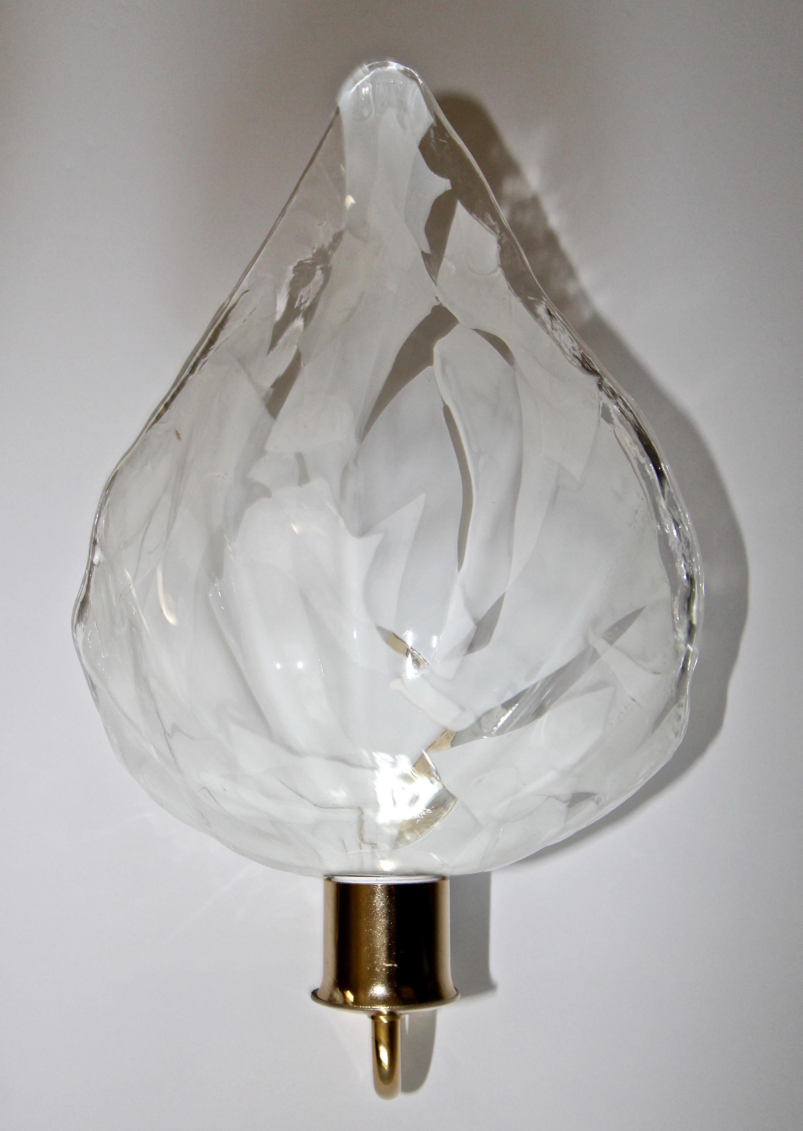 Pair of La Murrina Murano White and Clear Glass Leaf Wall Sconces For Sale 2