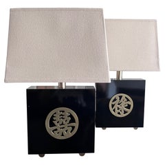 Paire de lampes de bureau en laque et laiton de Jean Claude Mahey