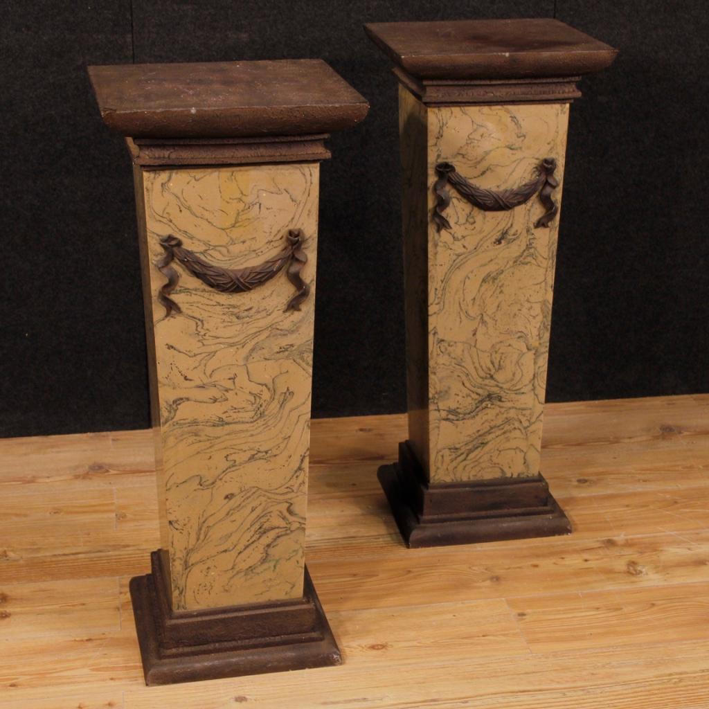 Pair of Lacquered and Painted Italian Columns, 20th Century For Sale 1