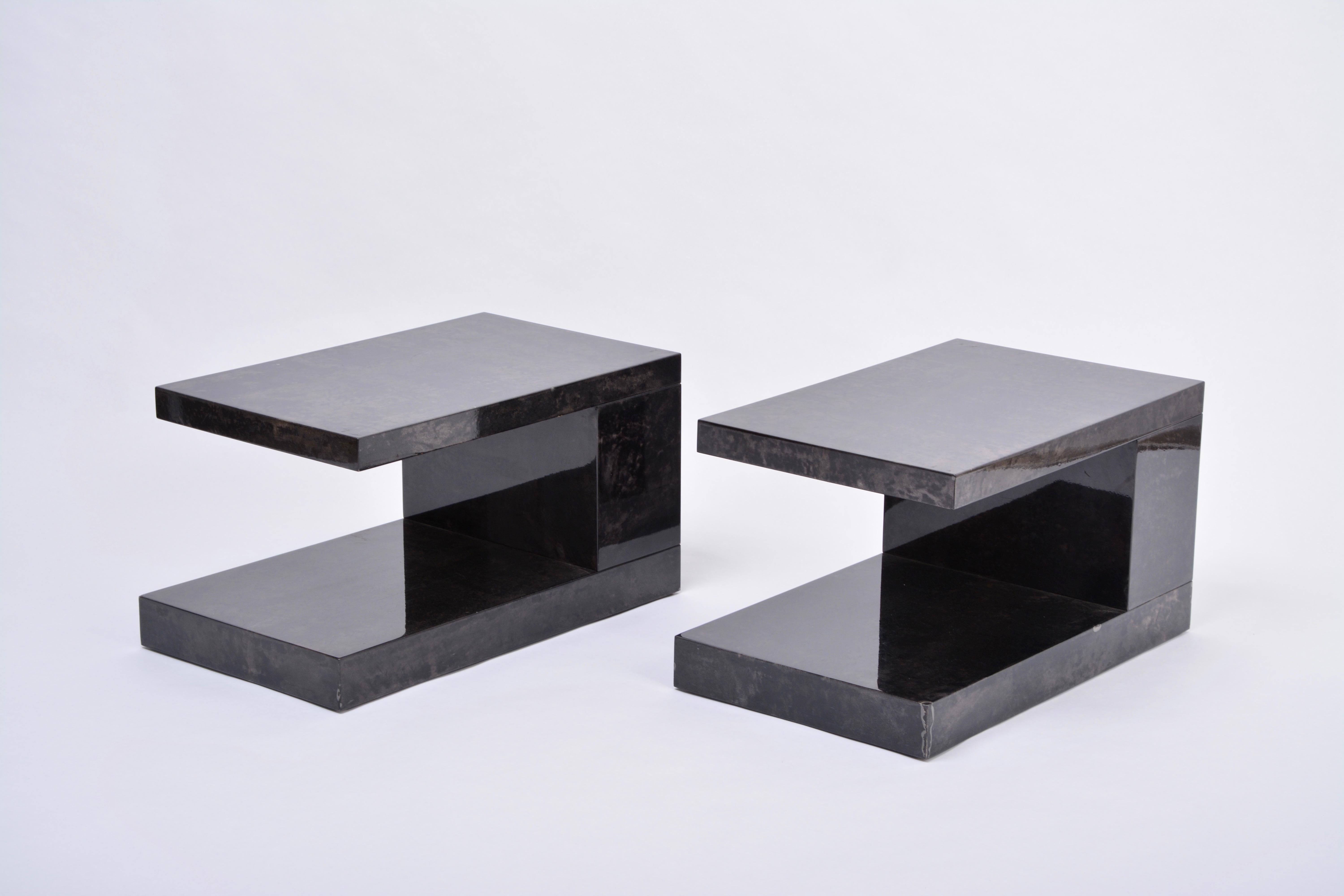 Pair of lacquered goat skin side tables by Aldo Tura, 1970s
This pair of wooden side tables were designed by Aldo Tura and produced in Italy in the 1970s.
The tables are manufactured in Aldo Tura's signature style: the structures are made of wood