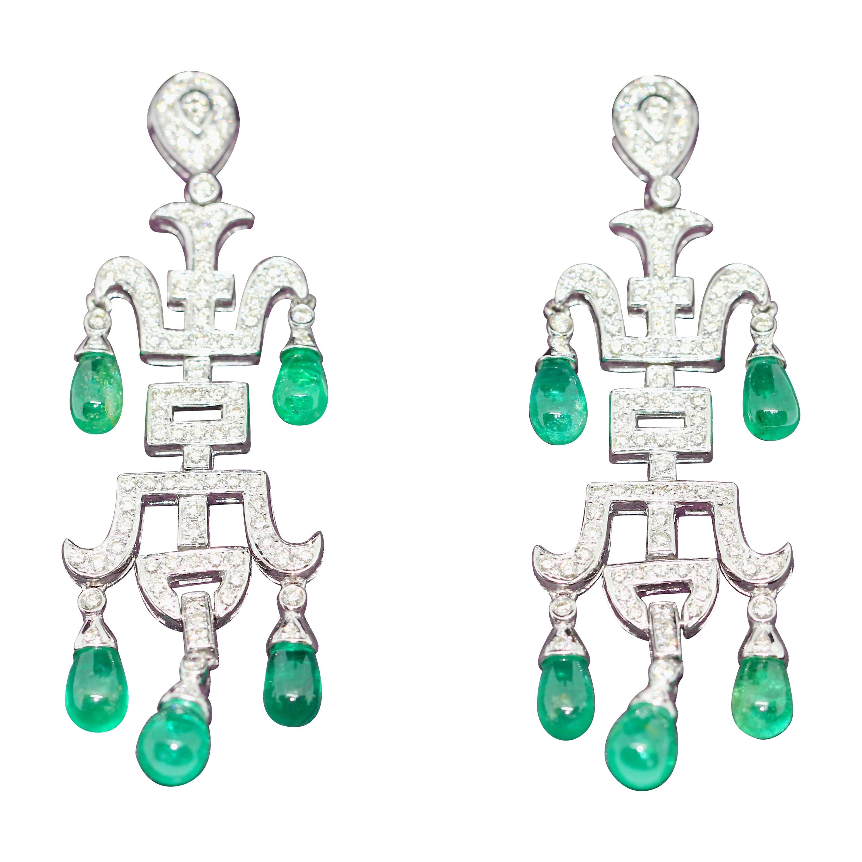 Pair of Ladies Diamond and Emerald Chandelier Earrings, 18 Karat White Gold