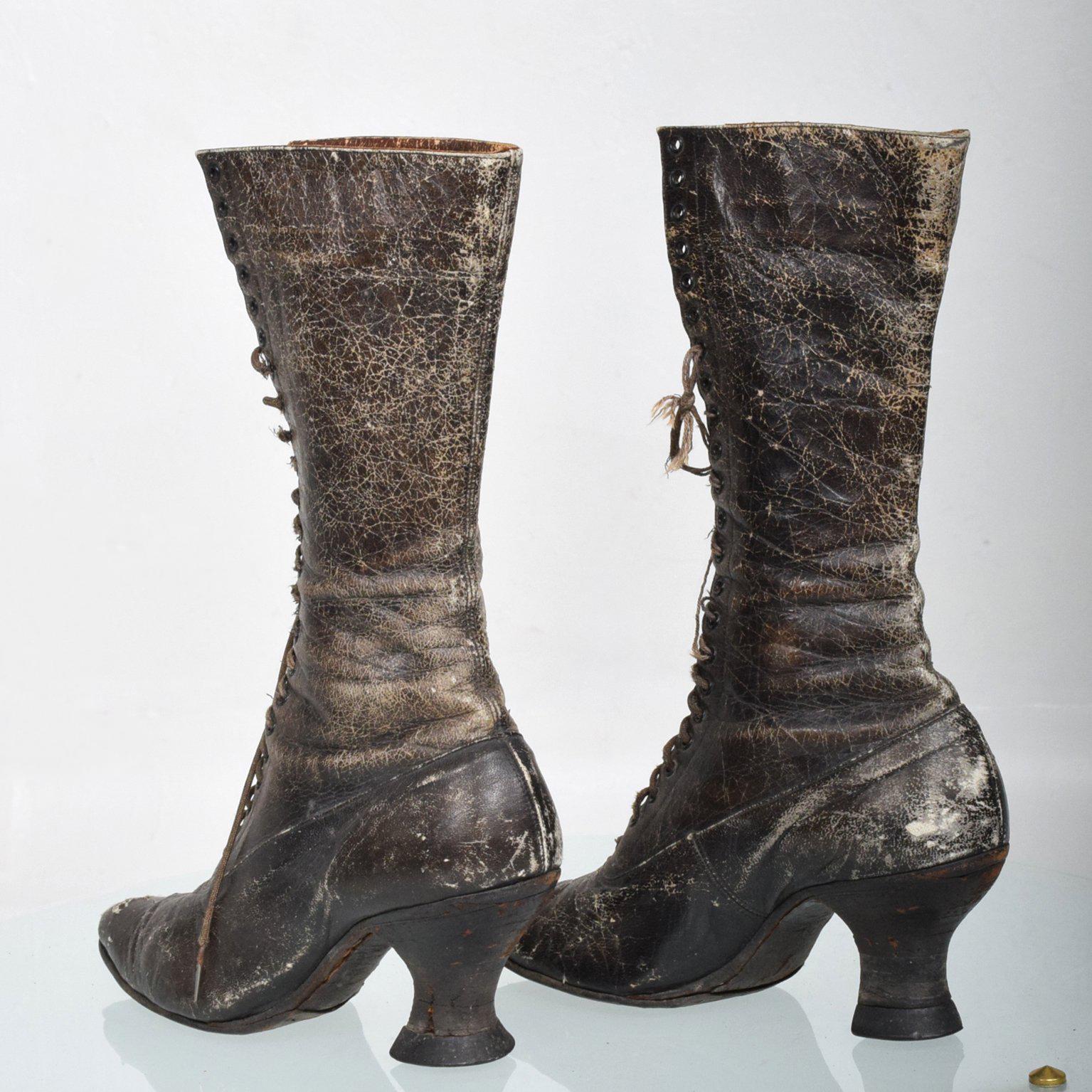English Pair of Ladies Victorian High-Top Leather Boots