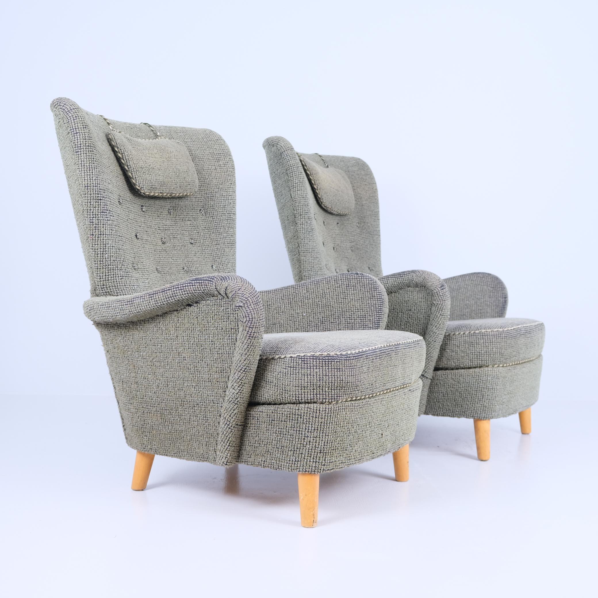 Pareja de elegantes sillones Asko Oy de los años 50, Model No. 2303

Fabricados por el prestigioso fabricante finlandés Asko Oy en los años 50, este par de sillones encarna la elegancia escandinava de mediados de siglo. El diseño, concebido