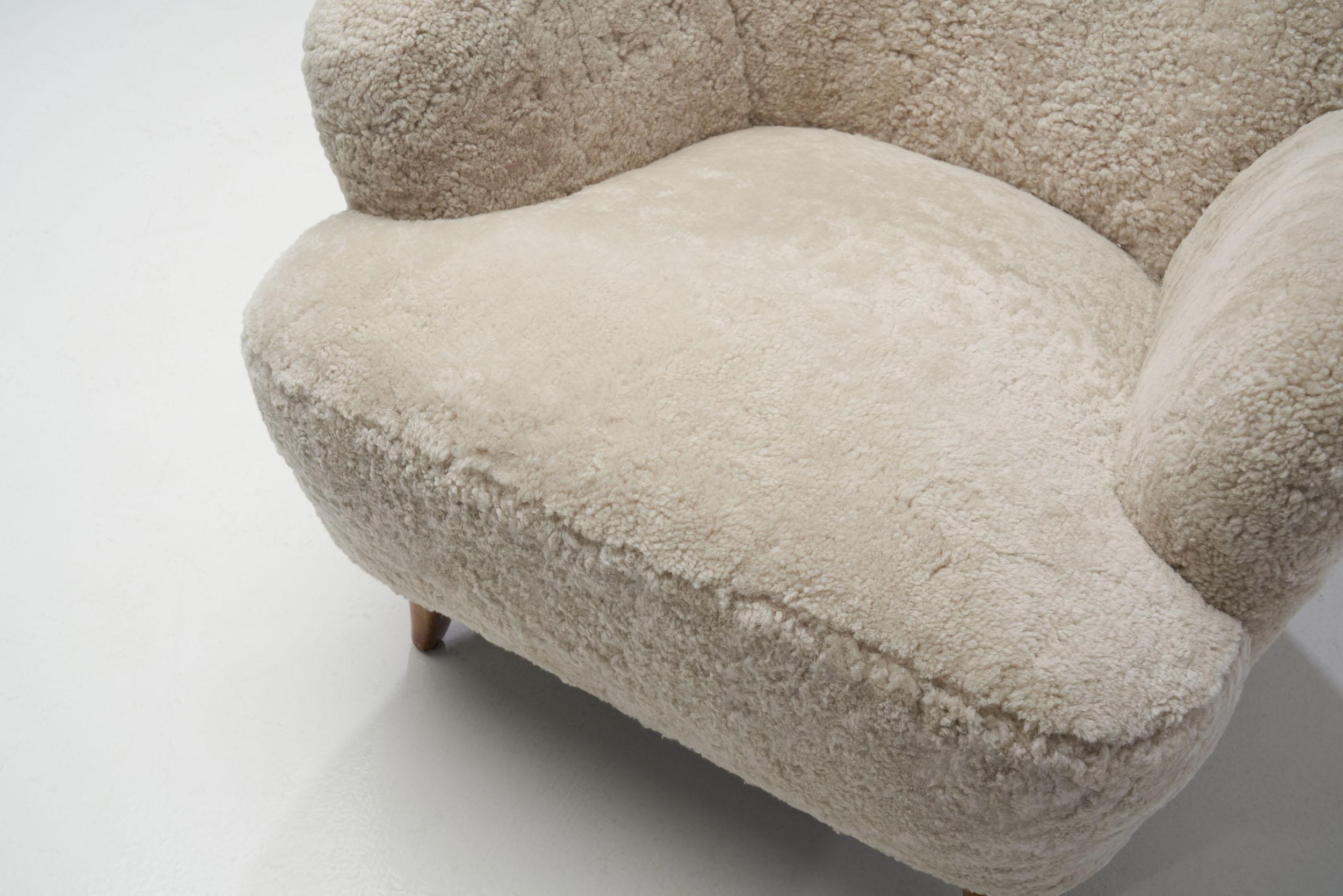 Pair of “Laila” Armchairs in Sheepskin by Ilmari Lappalainen, Finland 1948 For Sale 9
