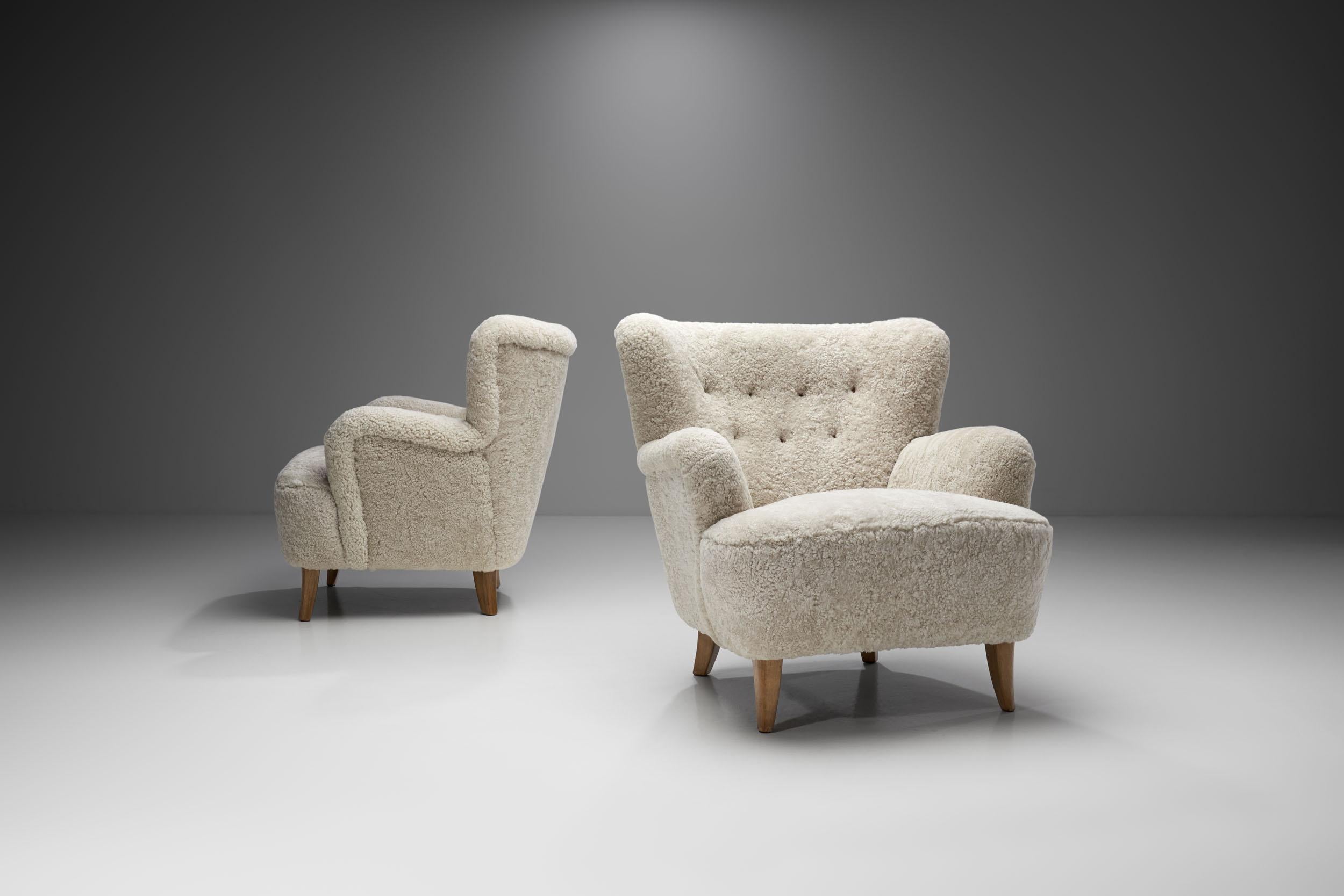 Mid-Century Modern Pair of “Laila” Armchairs in Sheepskin by Ilmari Lappalainen, Finland 1948 For Sale