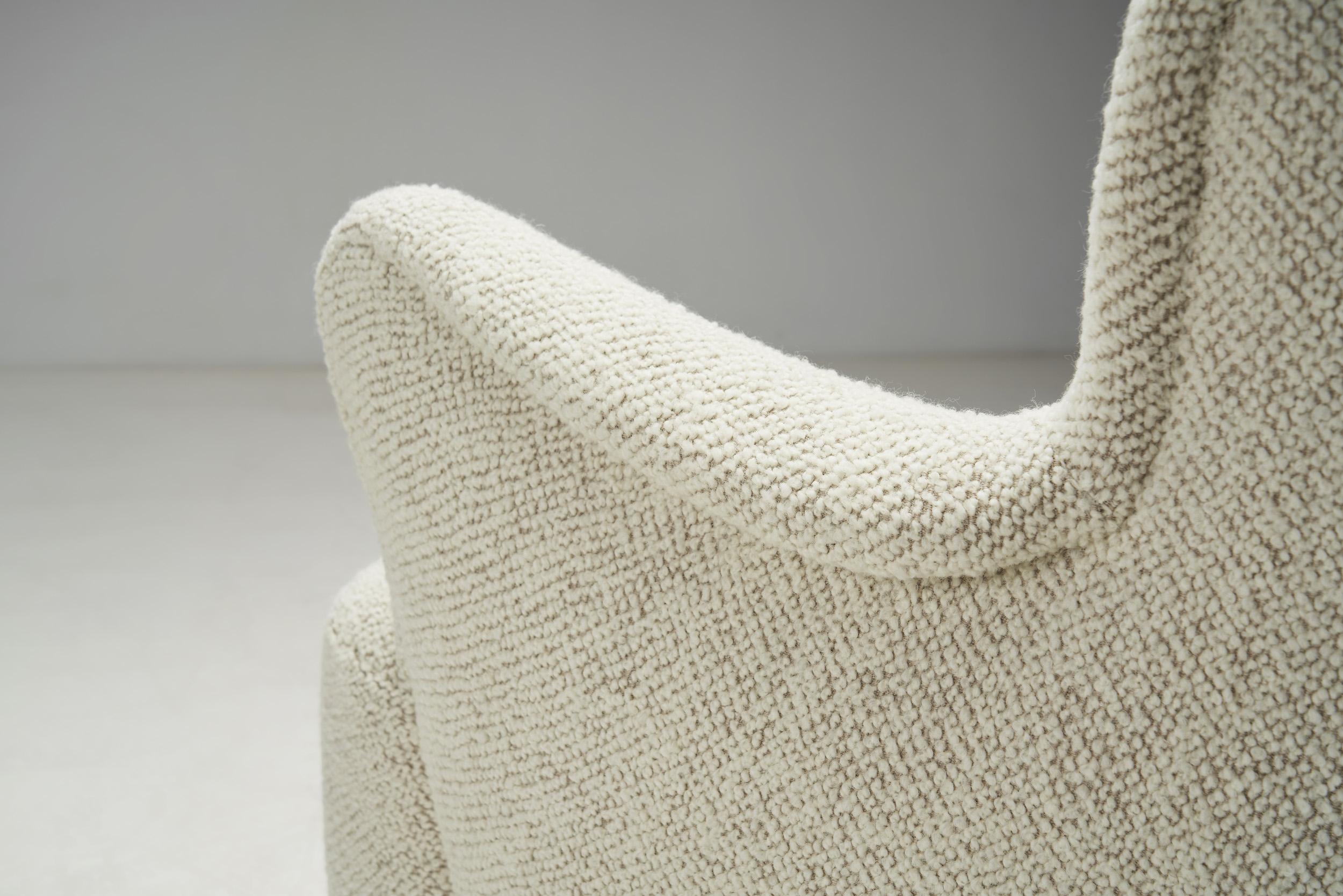 Pair of “Laila” Bouclé Armchairs by Ilmari Lappalainen 'Attr.', Finland 1948 4