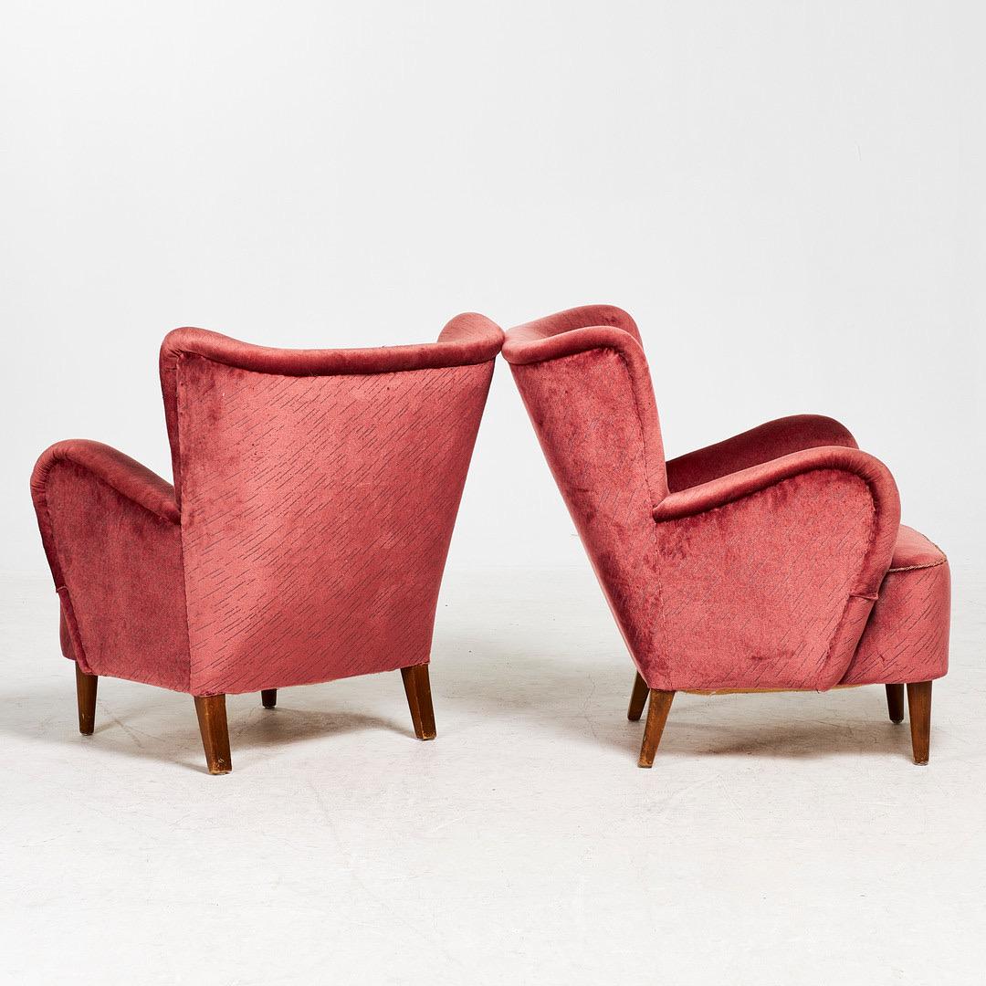 Scandinavian Modern Pair of Laila Lounge Chairs by Ilmari Lappalainen for ASKO, Finland 1950 For Sale