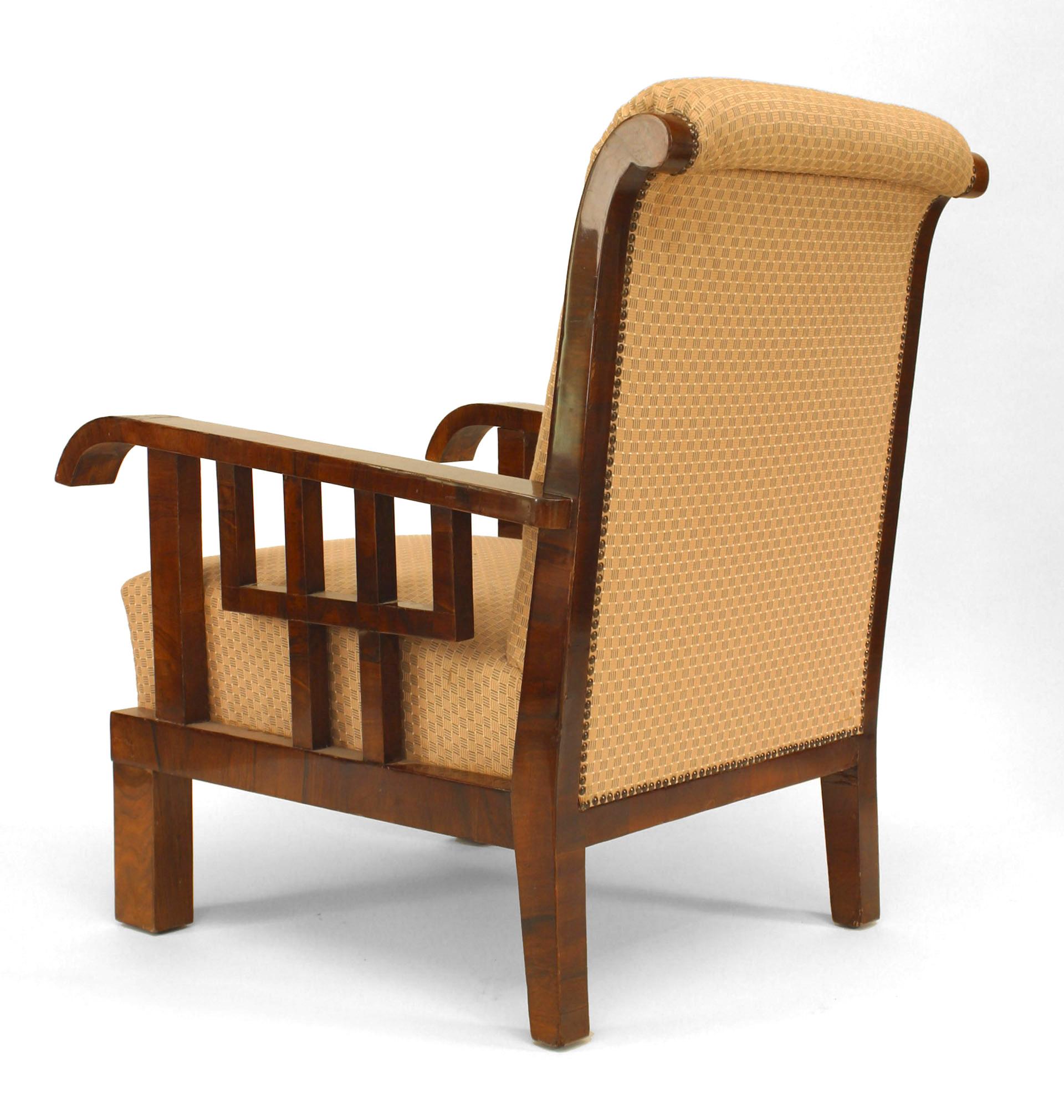 Paar Art-Déco-Sessel aus Nussbaumholz (Mitte des 20. Jahrhunderts) im Angebot