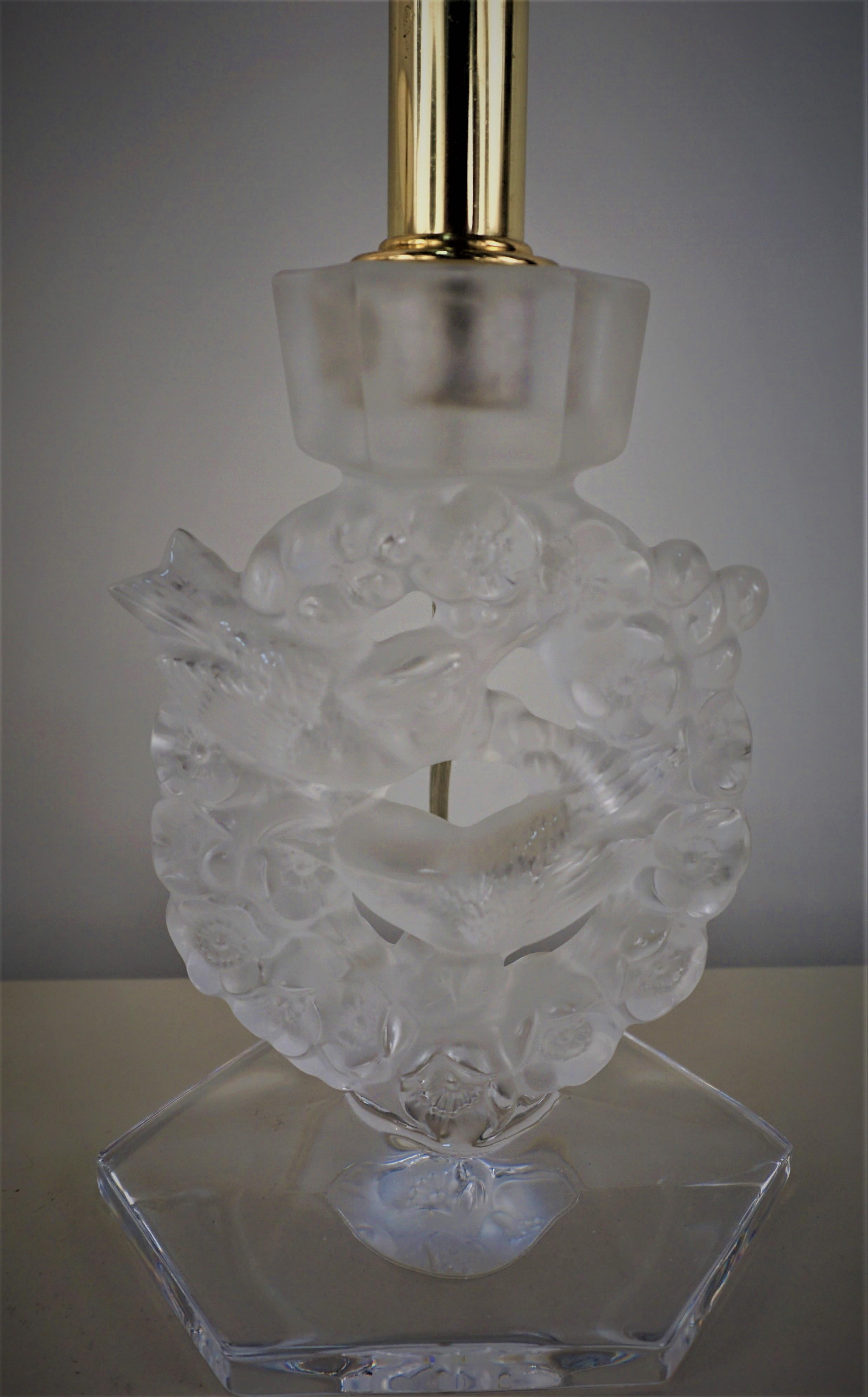 Pair of Lalique Clear and Frosted Crystal Candlestick Table Lamps For Sale 6