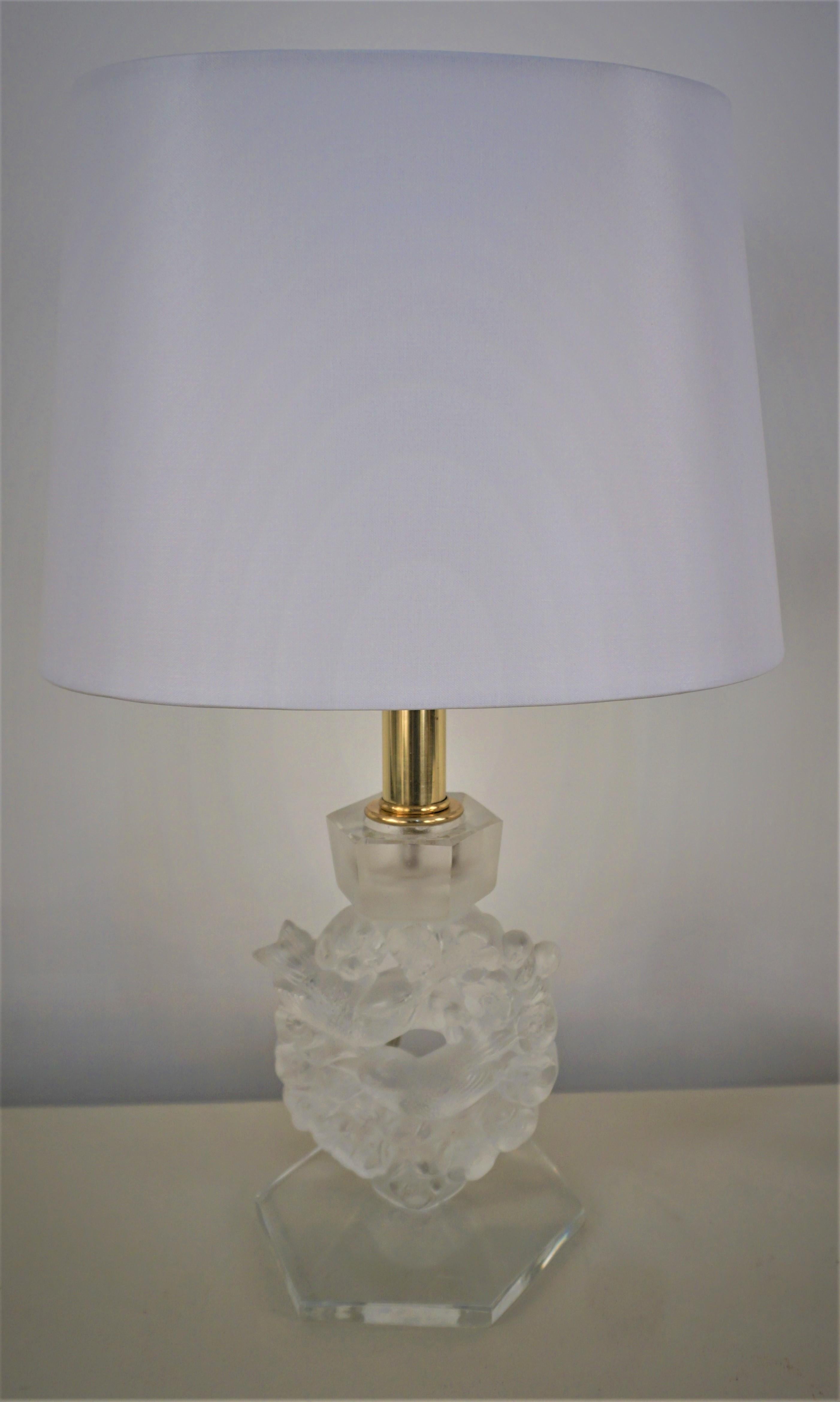 Pair of Lalique Clear and Frosted Crystal Candlestick Table Lamps For Sale 7