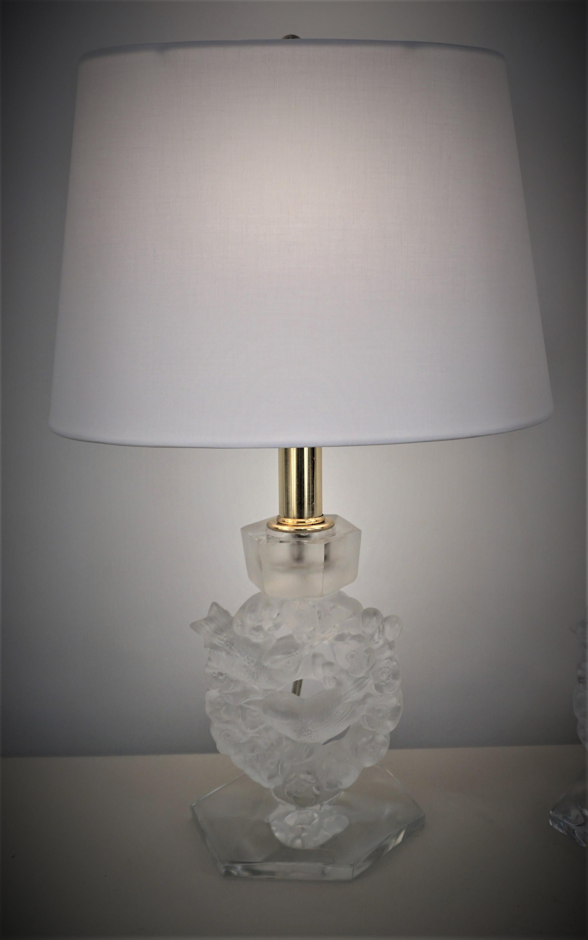 French Pair of Lalique Clear and Frosted Crystal Candlestick Table Lamps For Sale