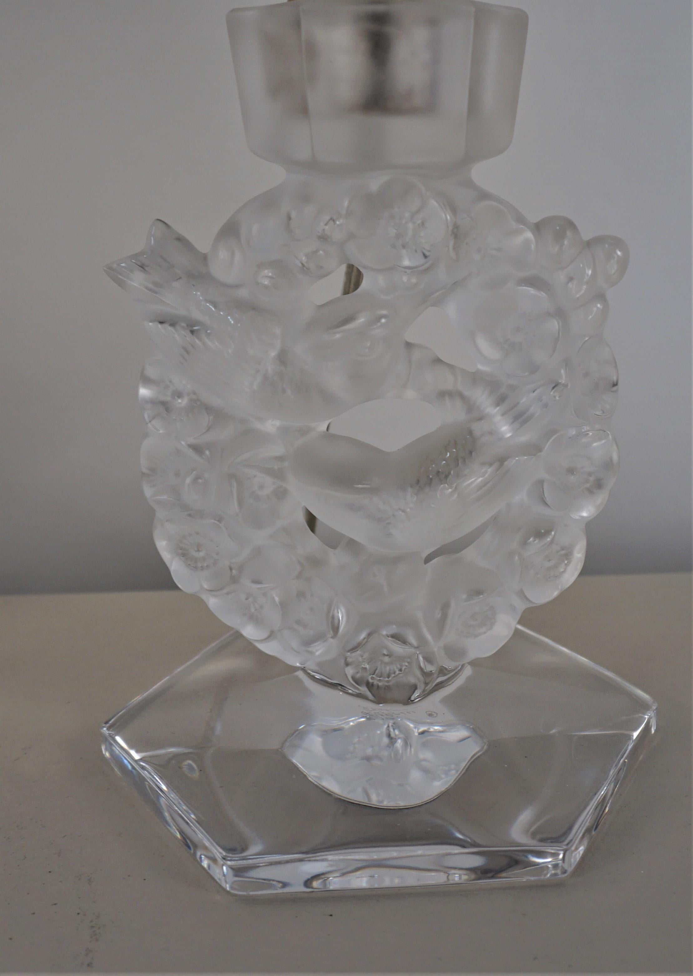 Pair of Lalique Clear and Frosted Crystal Candlestick Table Lamps For Sale 1