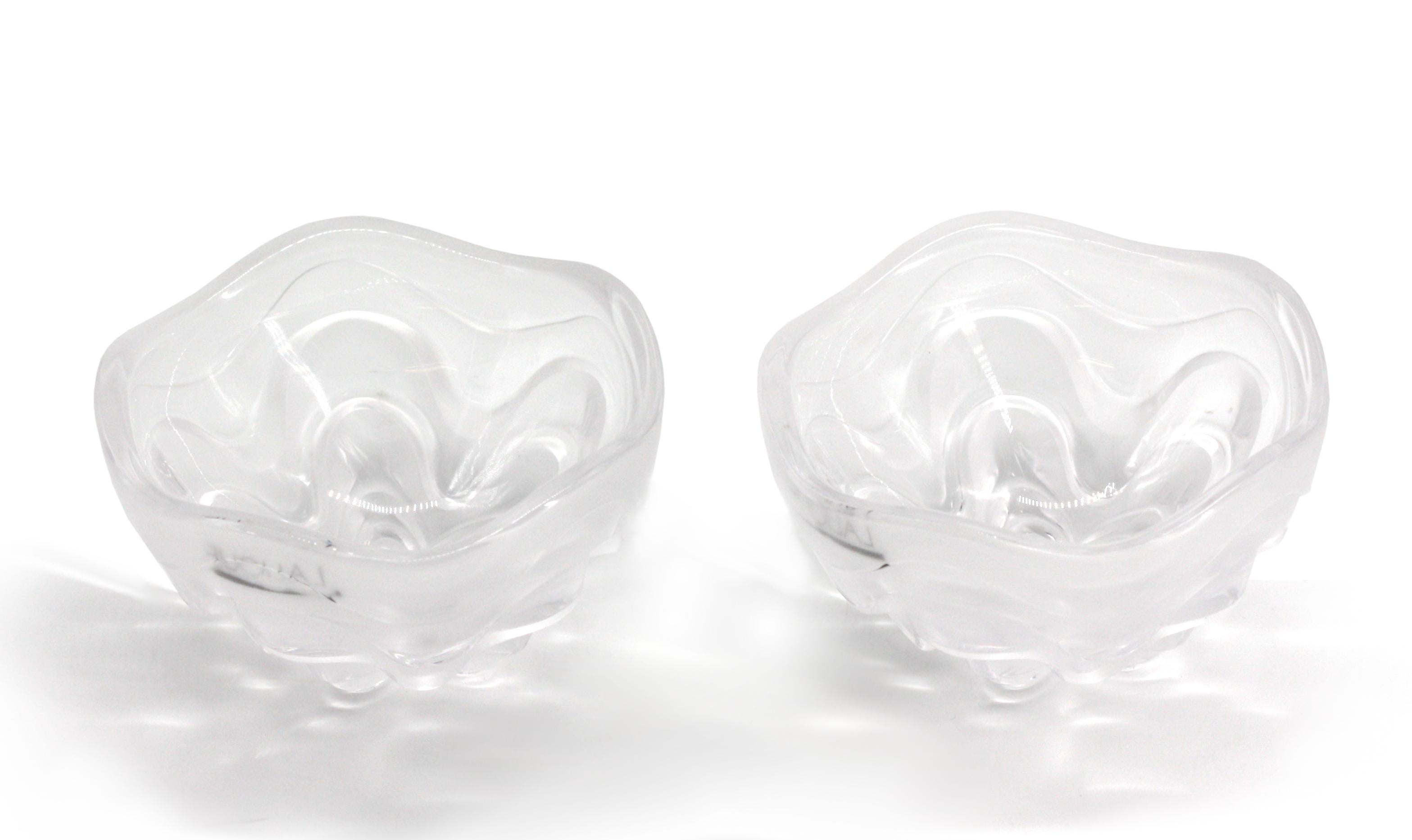 Paar Lalique farbloses Glas kleine Schalen im Zustand „Gut“ im Angebot in West Palm Beach, FL