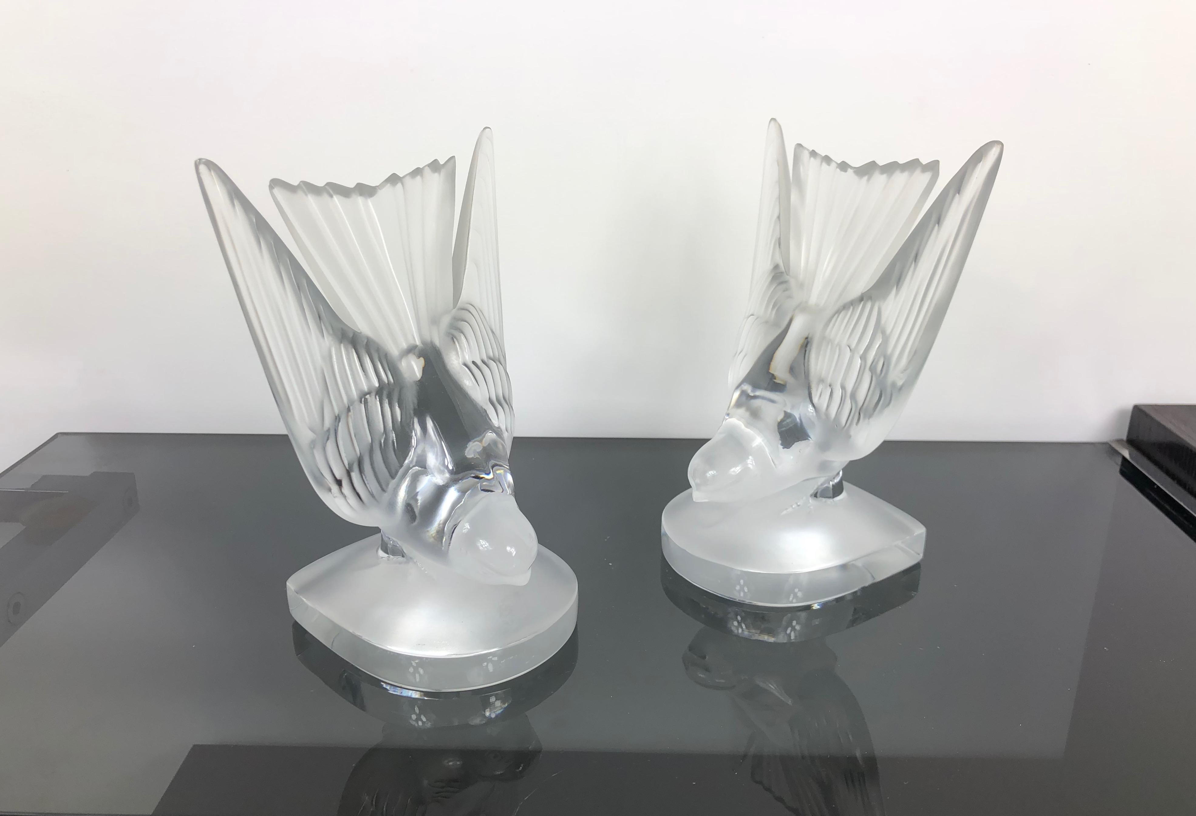 Pair of Lalique Crystal Bird Book Ends Sculpture Paperweight, France In Good Condition In Rome, IT
