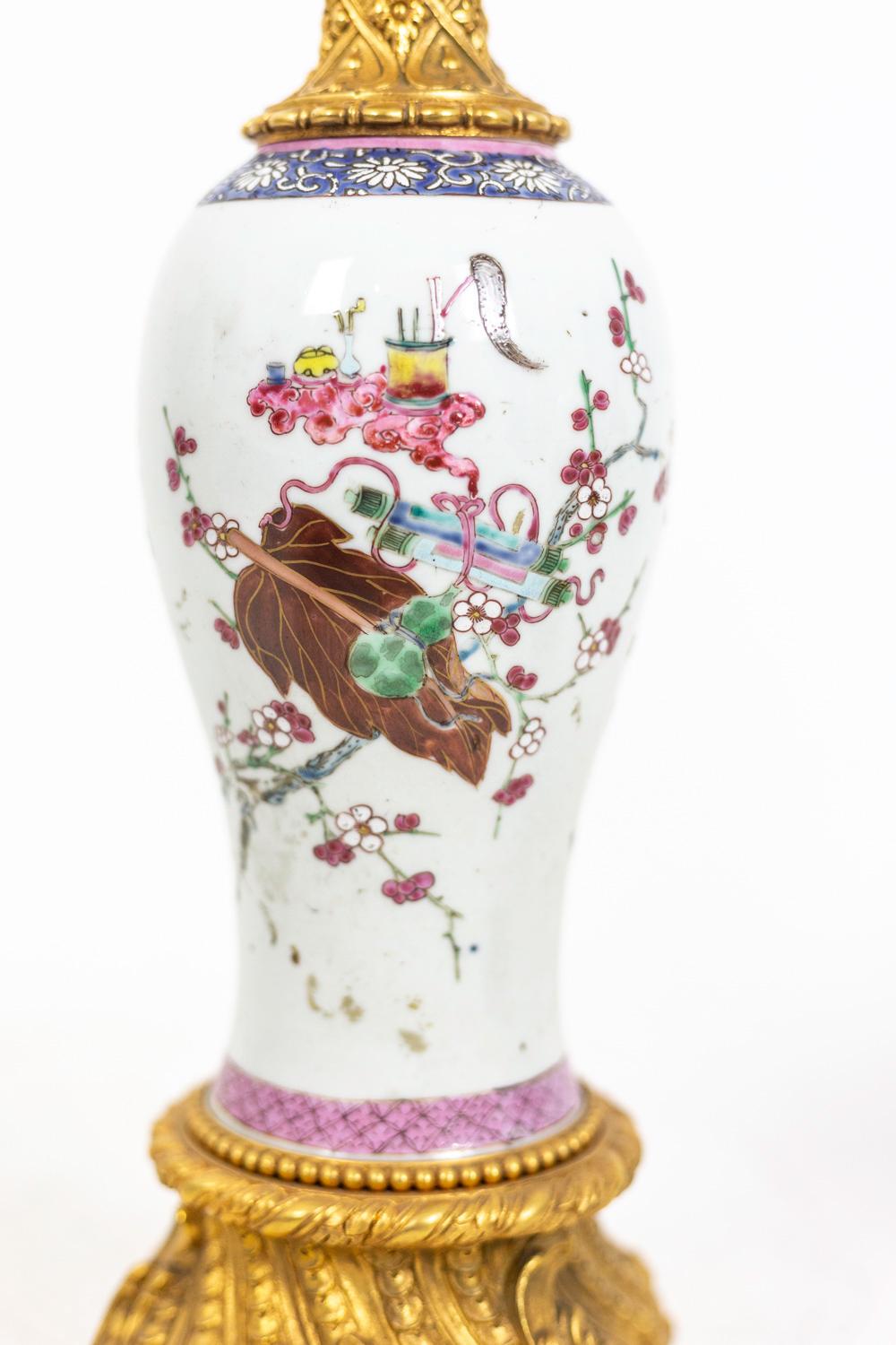 Pair of Lamp in Pink Family Style Porcelain, circa 1880 In Good Condition In Saint-Ouen, FR