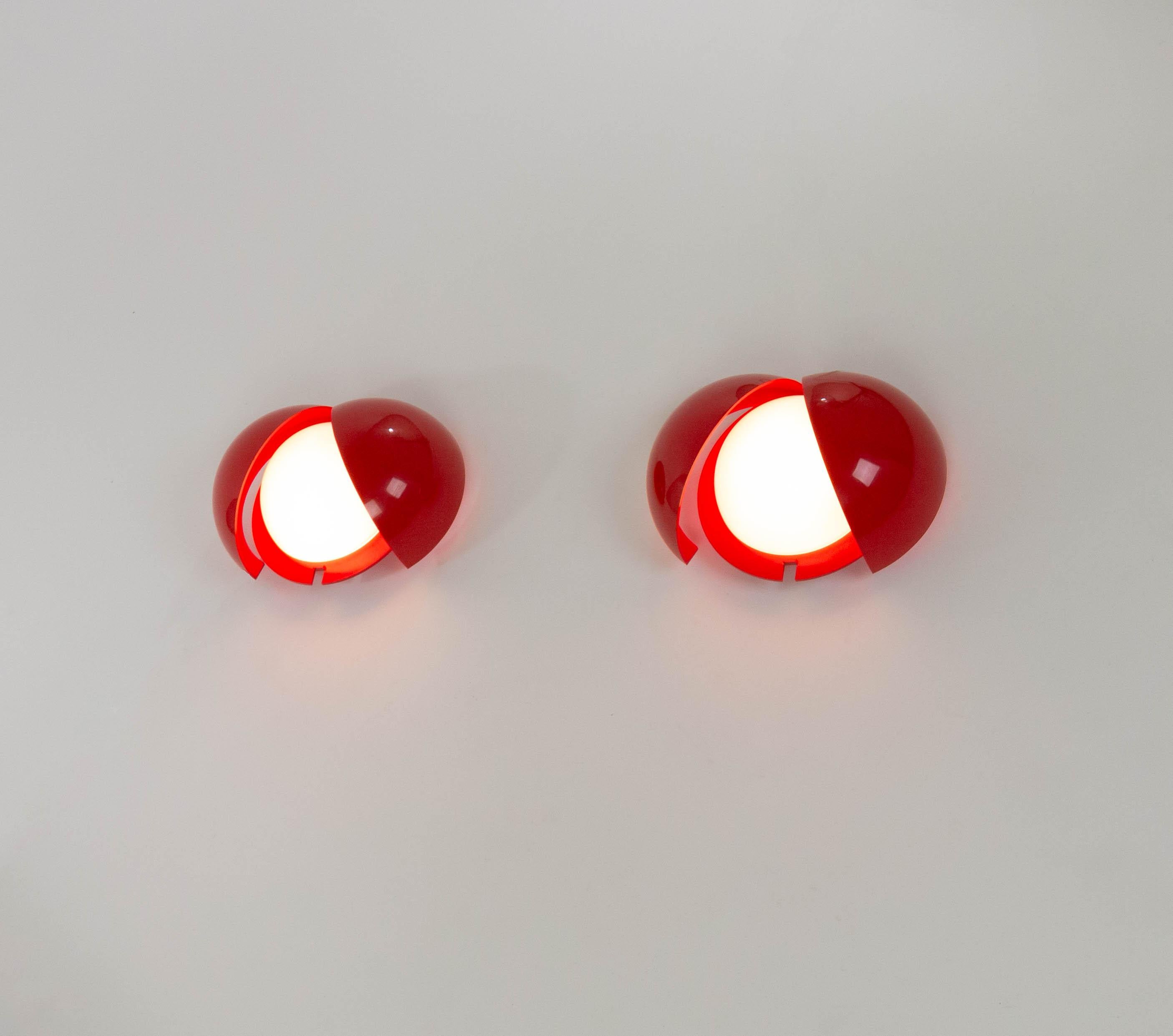 Italian Pair of Lampira wall lamps by G.P.A. Monti for Fontana Arte, 1970s