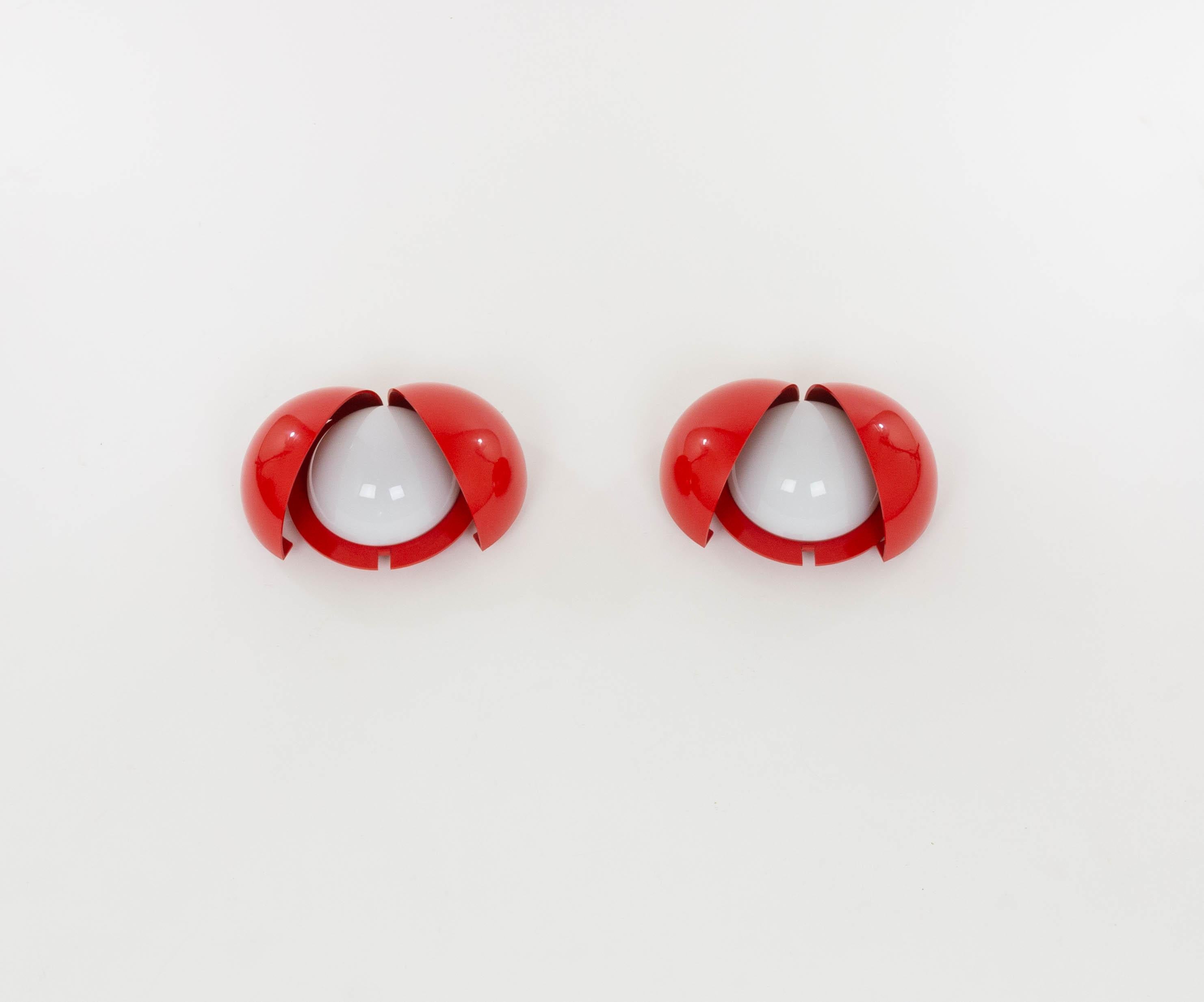 Glass Pair of Lampira wall lamps by G.P.A. Monti for Fontana Arte, 1970s