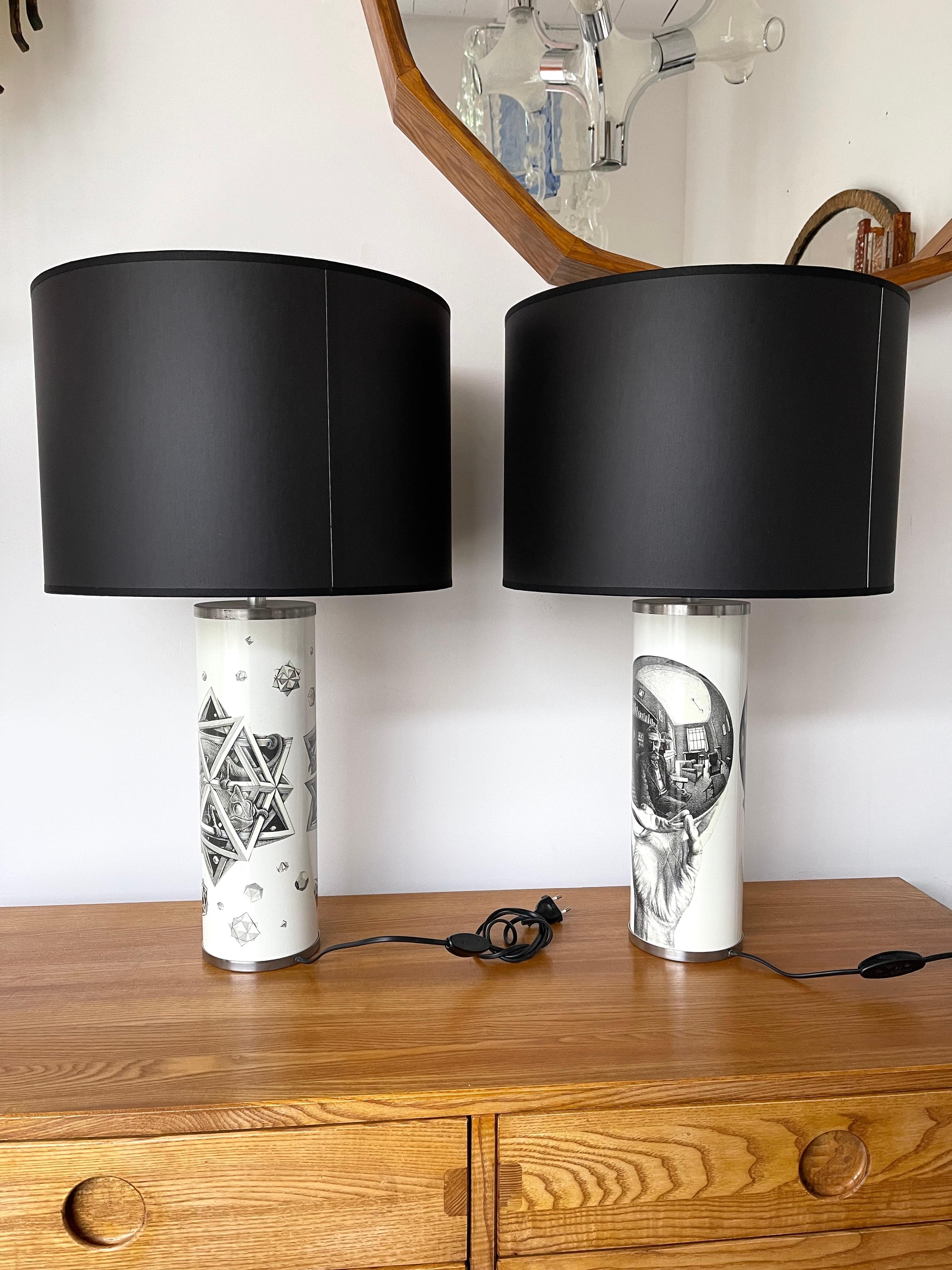 Pair of Lamps Black and White MC Maurits Cornelis Escher. Italy, 1980s For Sale 4