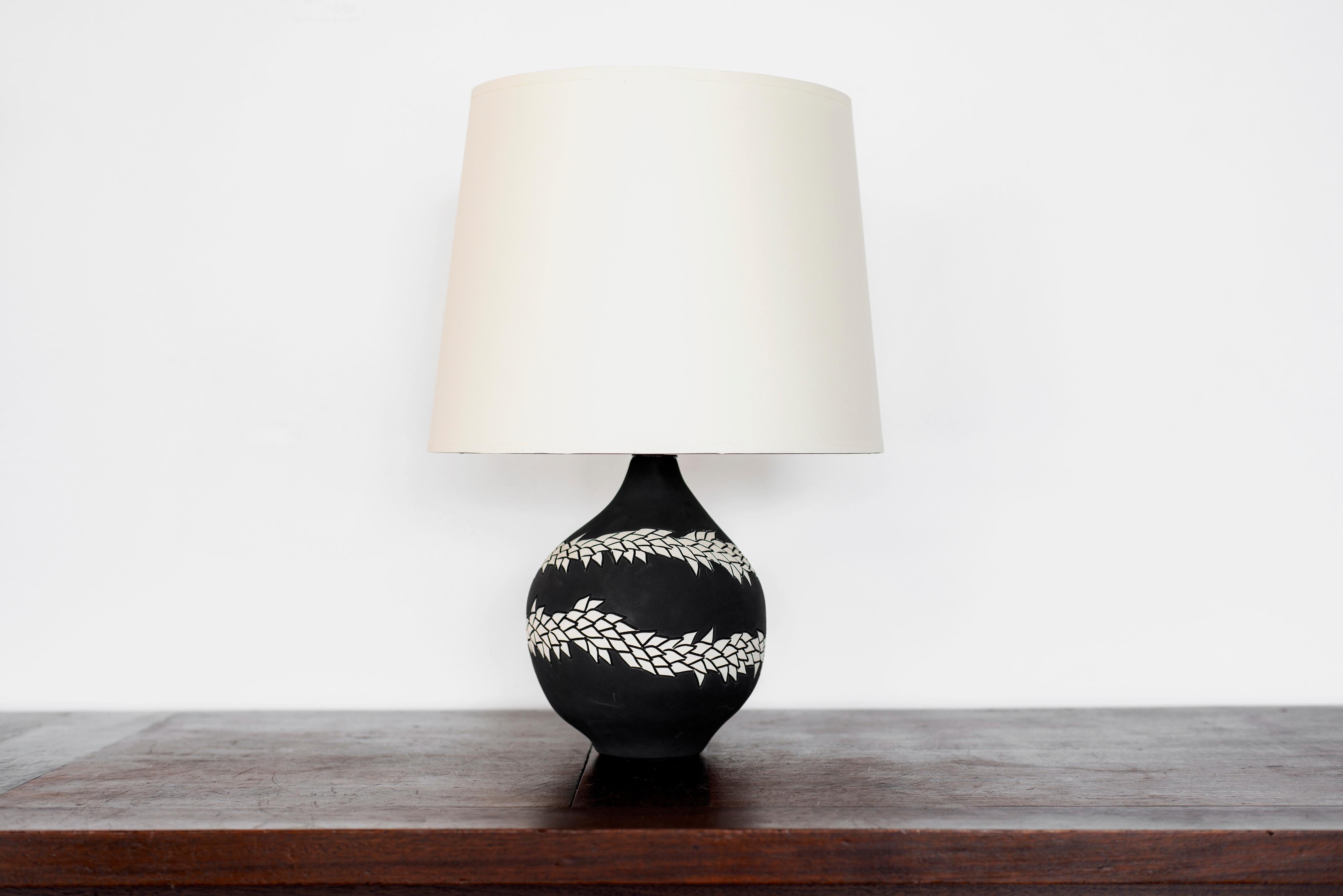 Beautiful pair of lamps by Los Angeles ceramist Jennifer Nocon in collaboration with David Netto.
Represented by Orange, these are one of a kind!