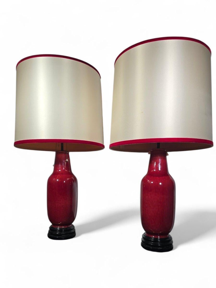 Coppia di lampade - Vasi cinesi in porcellana color sangue di bue - Inizio XX secolo In condizioni buone in vendita a Madrid, ES