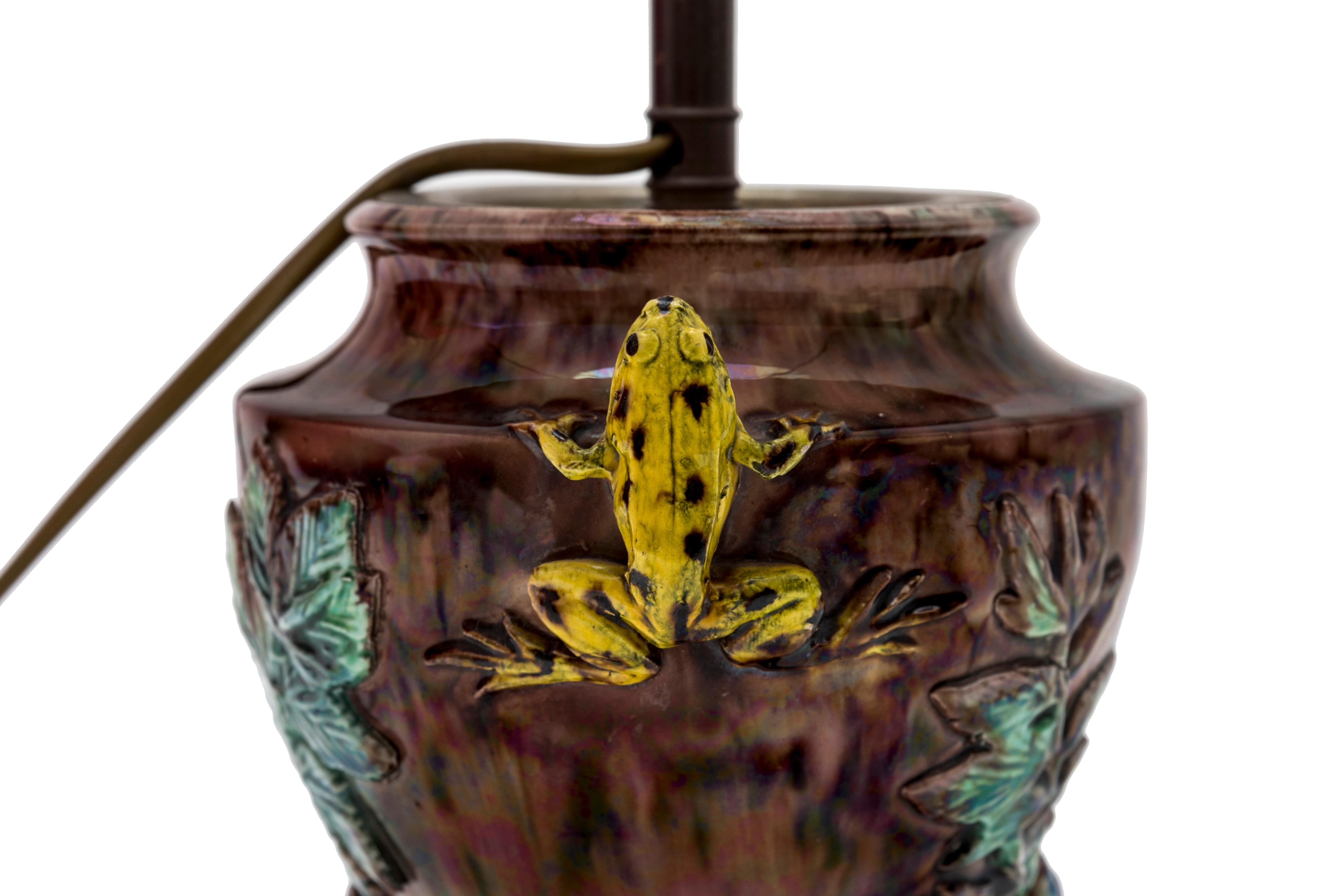 French Pair of Lamps Decorated with a Frog, T. V. Sergent, End of the 19th Century For Sale