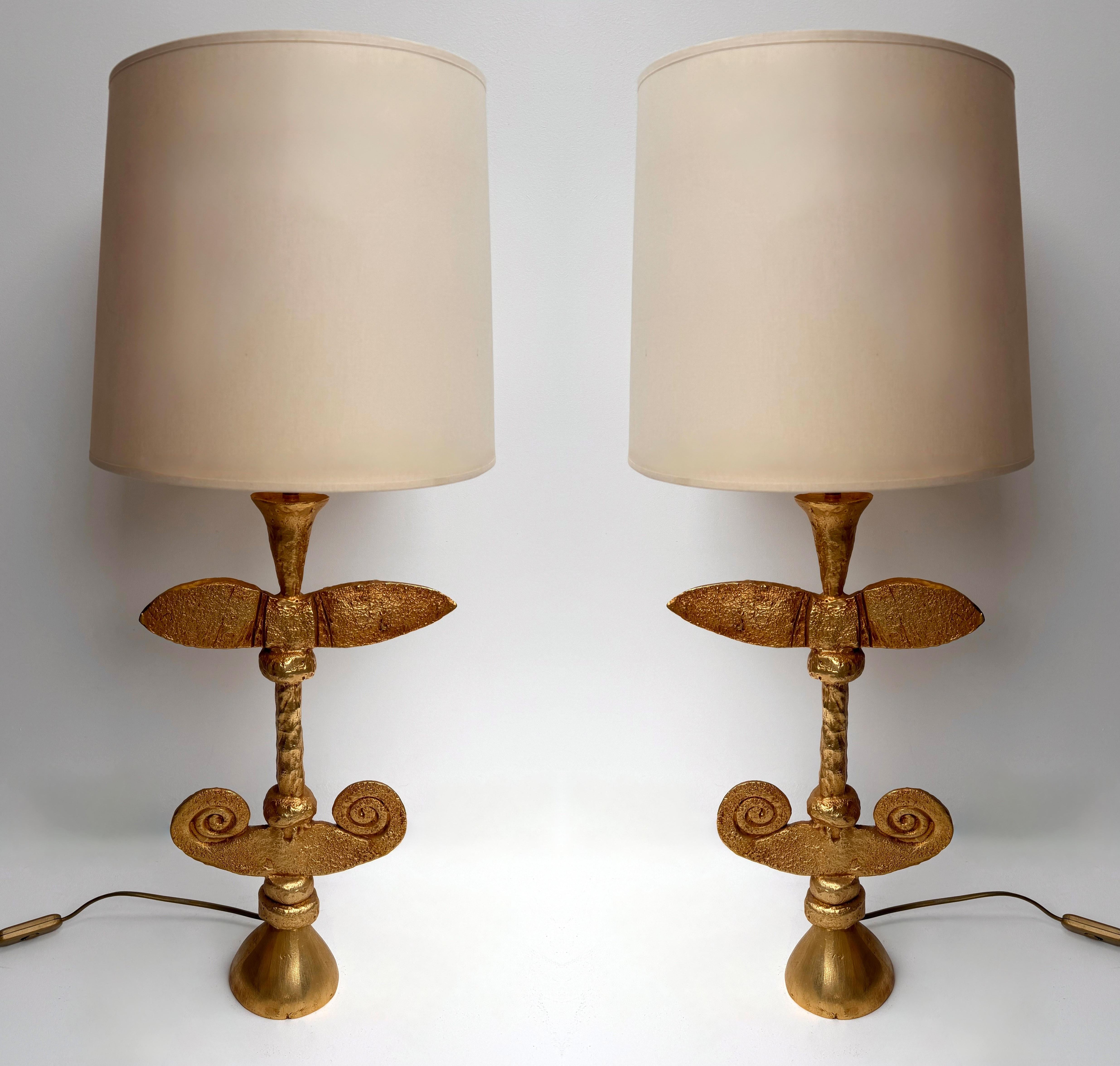 Lampenpaar Vergoldetes Metall von Pierre Casenove für Fondica, Frankreich, 1990er Jahre (Brutalismus) im Angebot