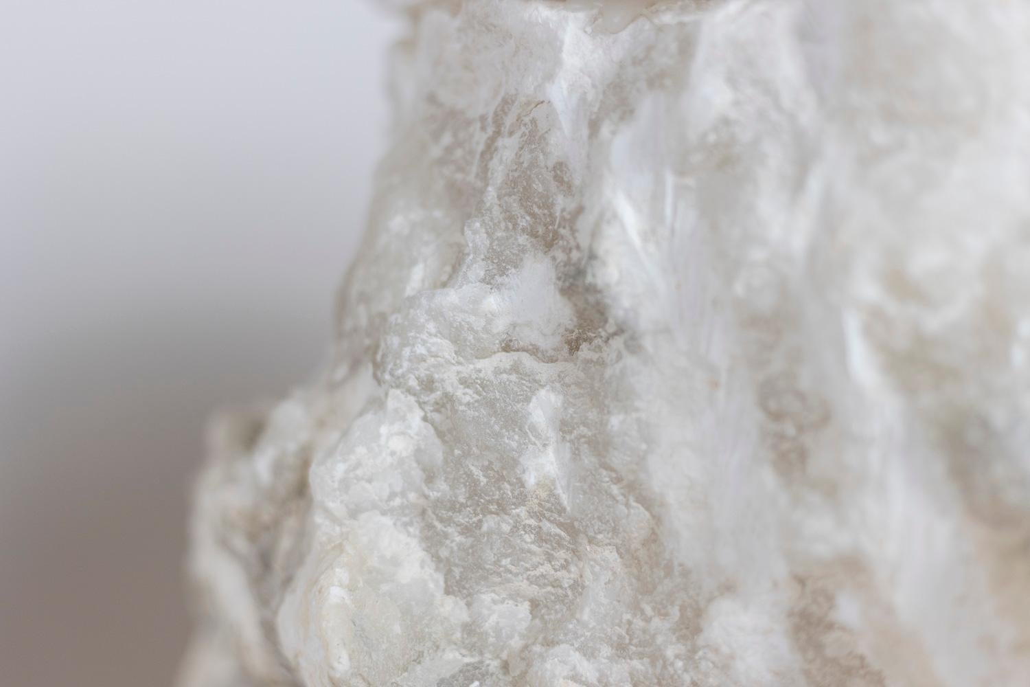 Lampenpaar aus Alabaster, zeitgenössisches Werk im Angebot 2
