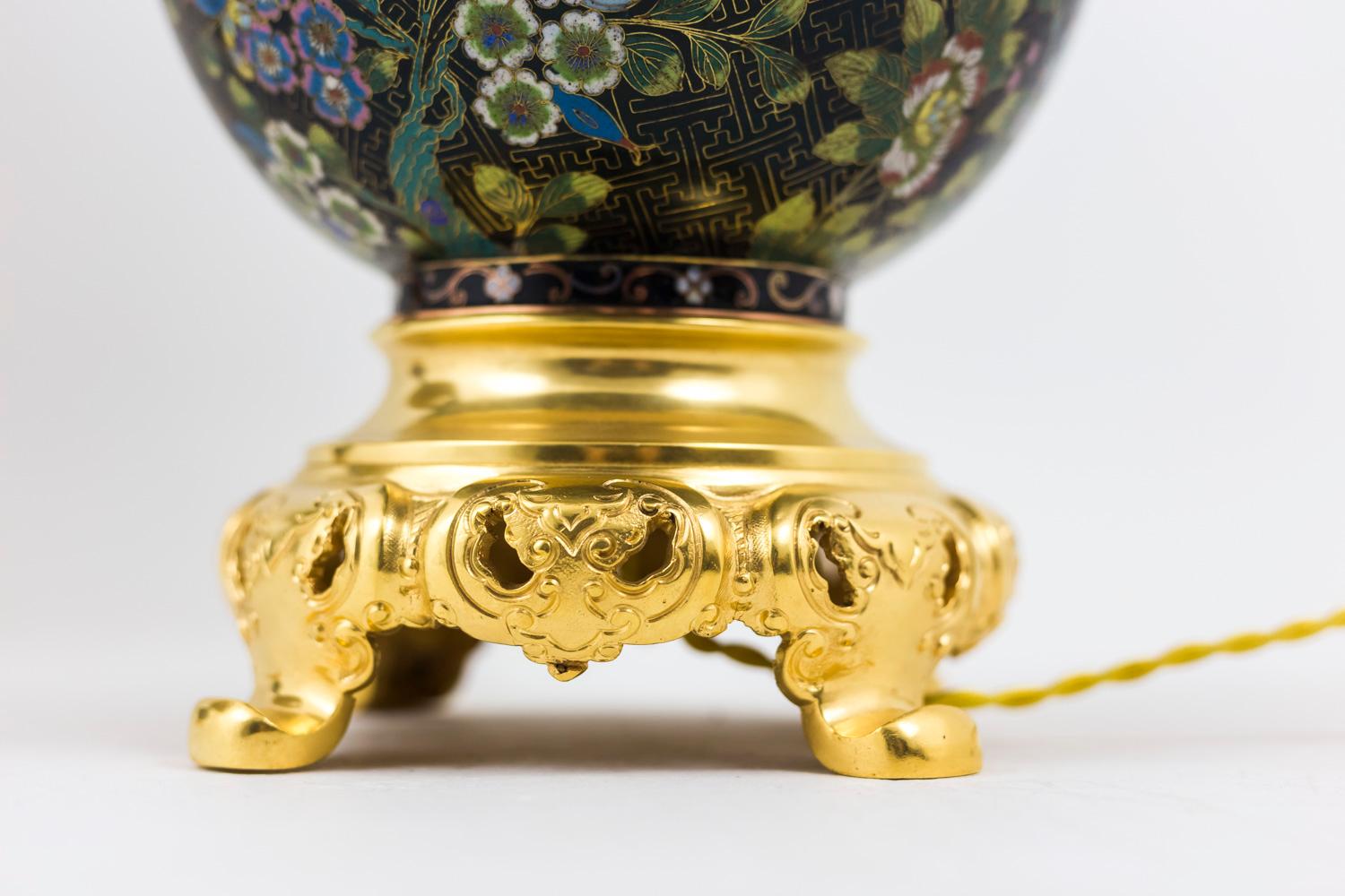 Late 19th Century Pair of Lamps in Black Cloisonné Enamel and Gilt Bronze, circa 1880 For Sale