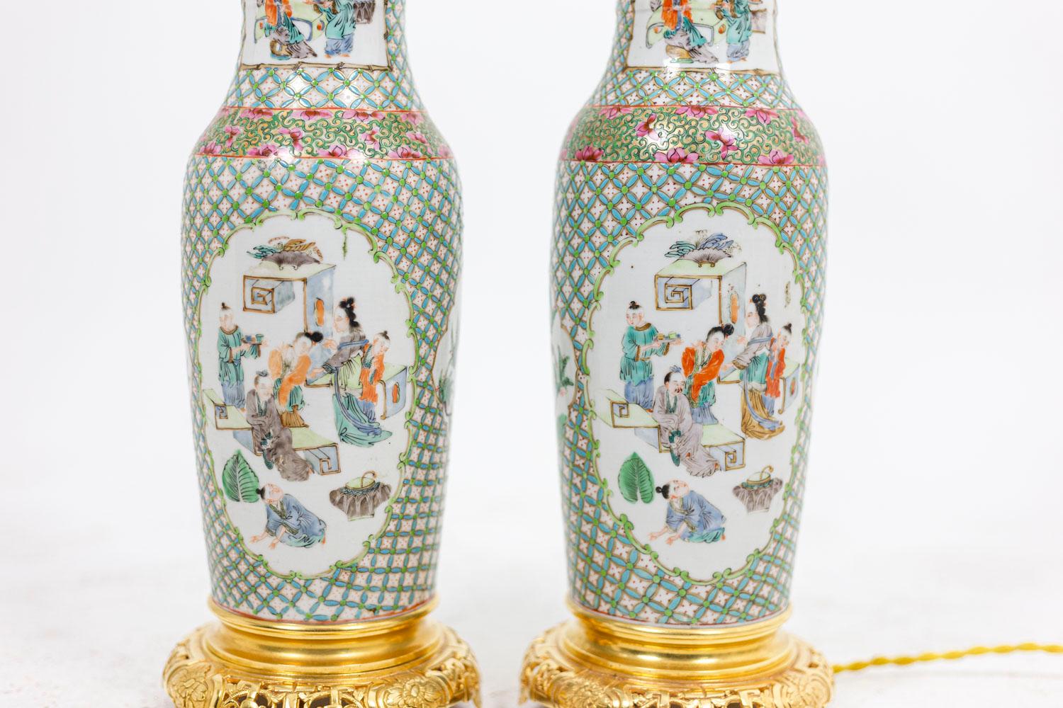 Chinese Export Pair of Lamps in Canton Porcelain and Gilt Bronze, 19th Century For Sale