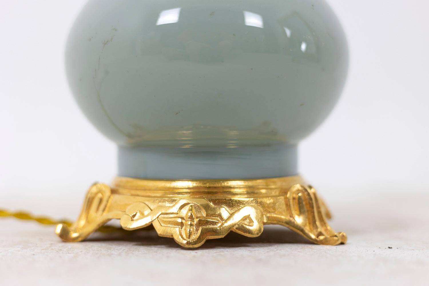 Paire de lampes en porcelaine de Cladon et bronze doré, vers 1880 en vente 2