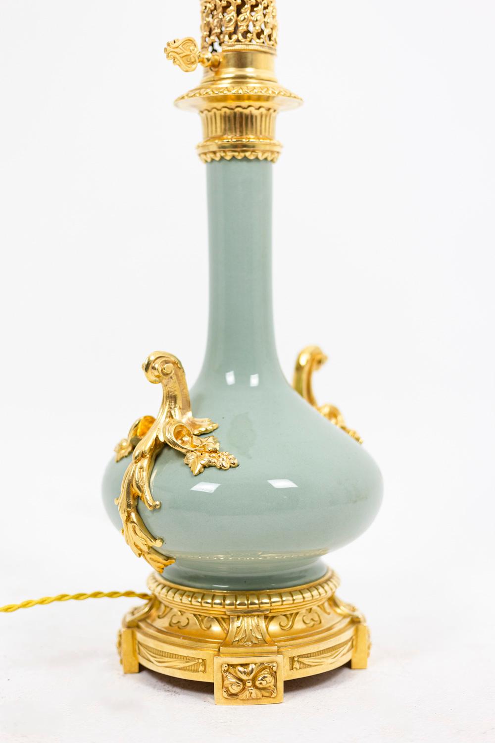 Pair of Lamps in Celadon Porcelain and Gilt Bronze, Napoleon III Era In Fair Condition In Saint-Ouen, FR