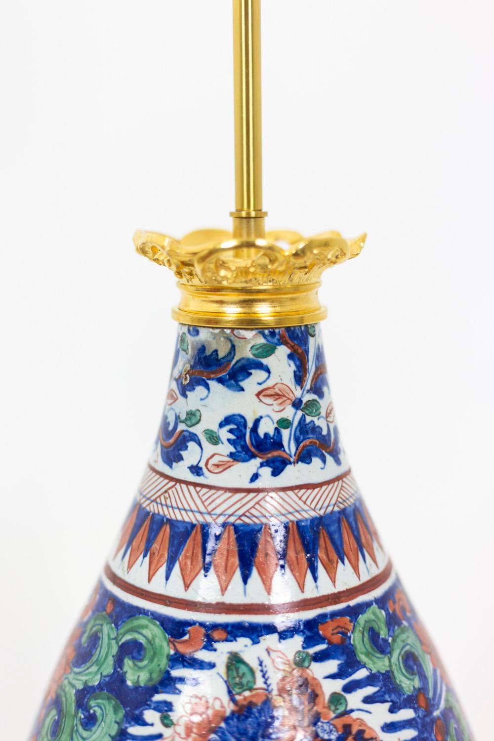 Dutch Pair of Lamps in Delftware and Gilt Bronze, circa 1880 For Sale