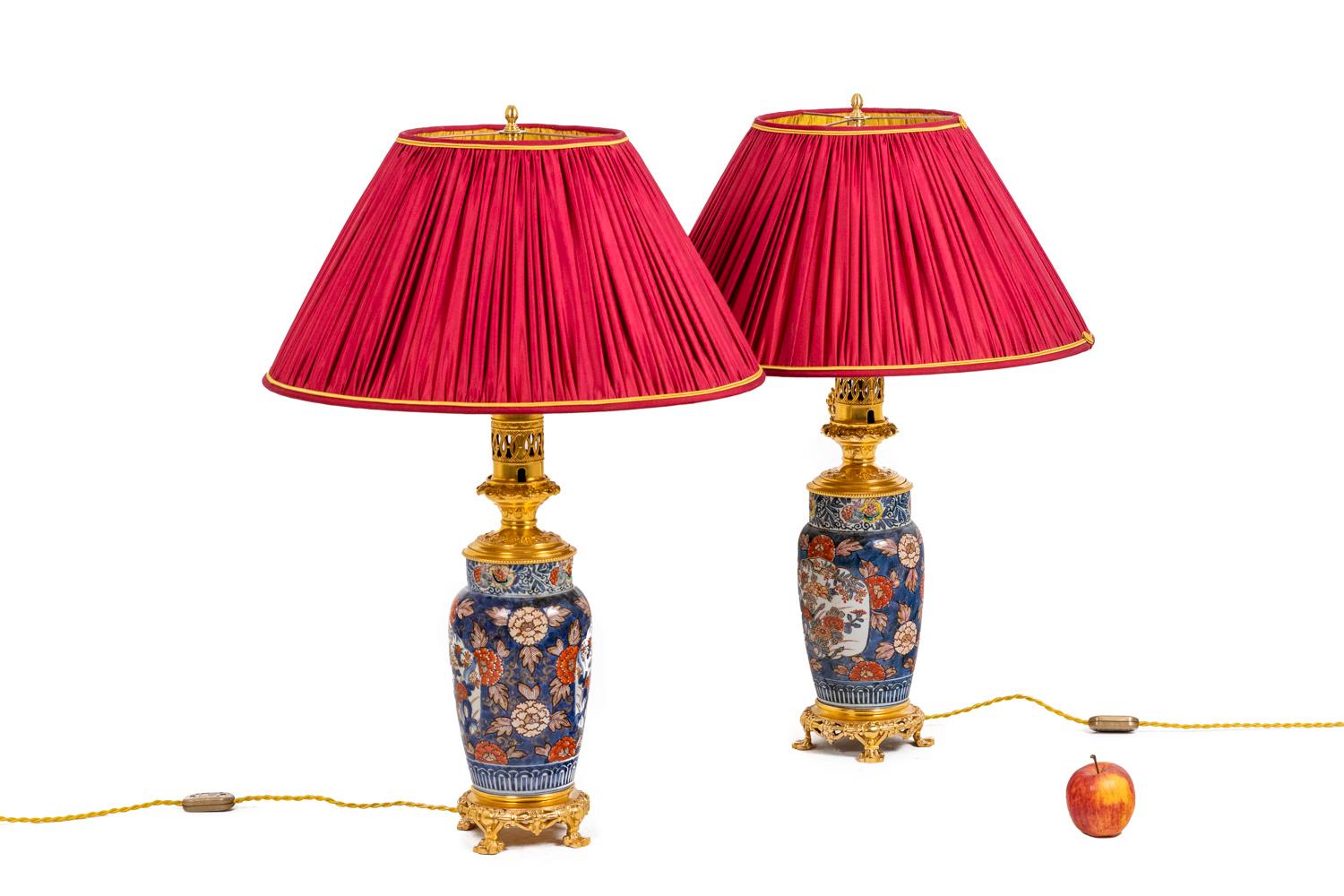 Paar Lampen aus Imari-Porzellan und vergoldeter Bronze, um 1880. im Angebot 8